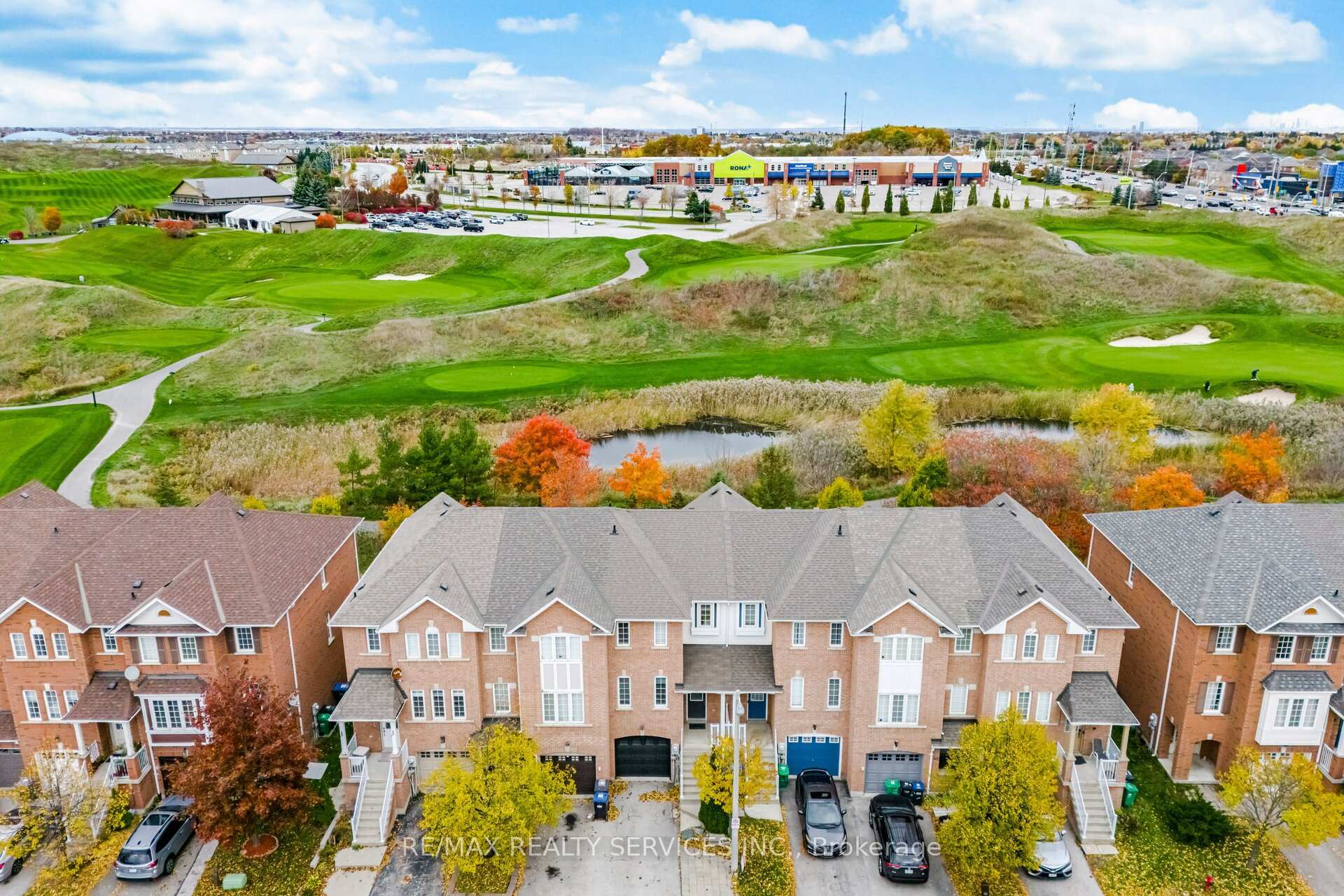 Front of Unit 38, 271 Richvale Drive S