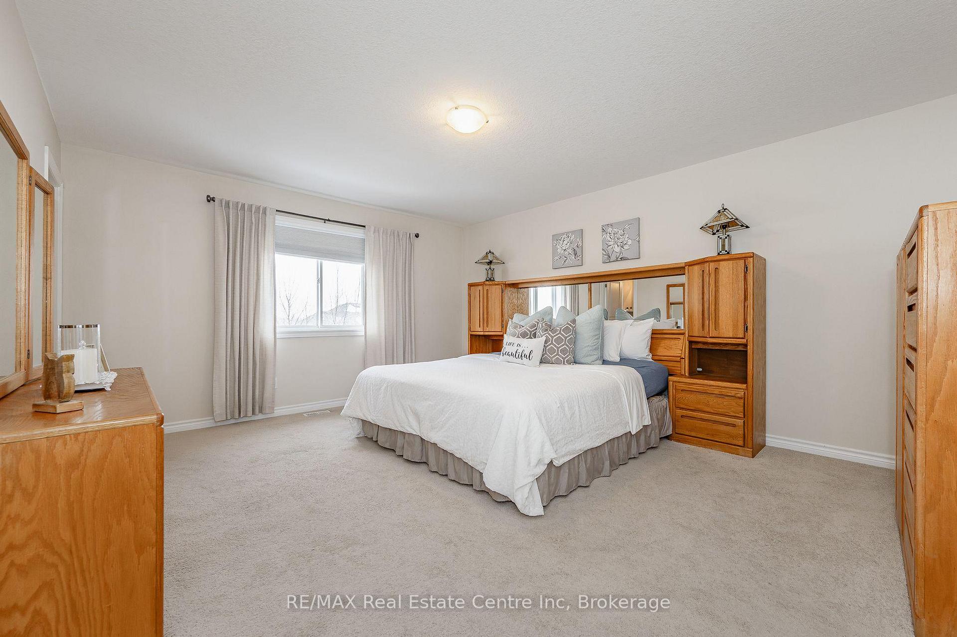 Photo 10 of 42 Jeffrey Drive, Guelph, Grange Road — HOMEH