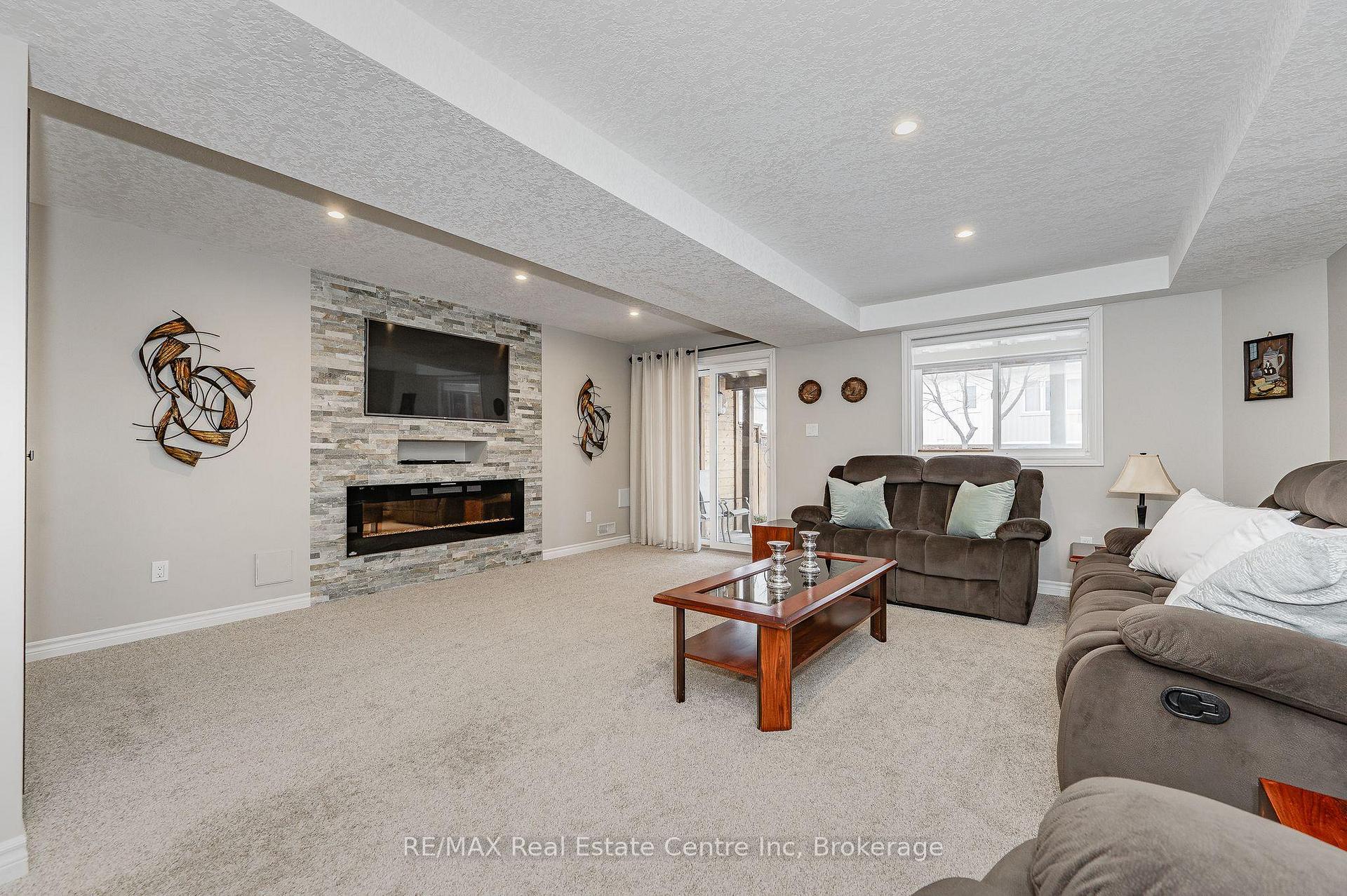 Photo 18 of 42 Jeffrey Drive, Guelph, Grange Road — HOMEH