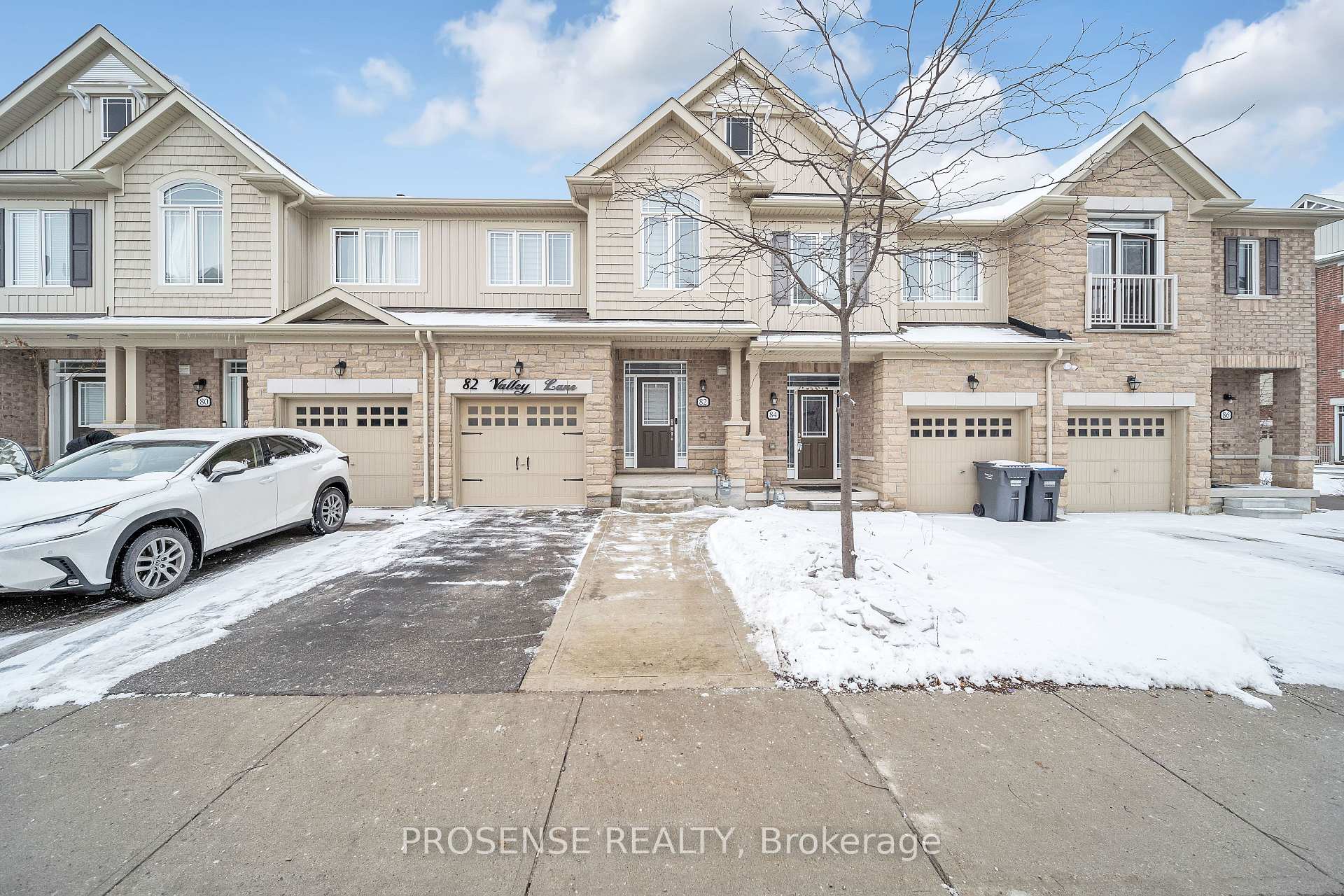 Photo 2 of 82 Valley Lane, Caledon, Rural Caledon — HOMEH