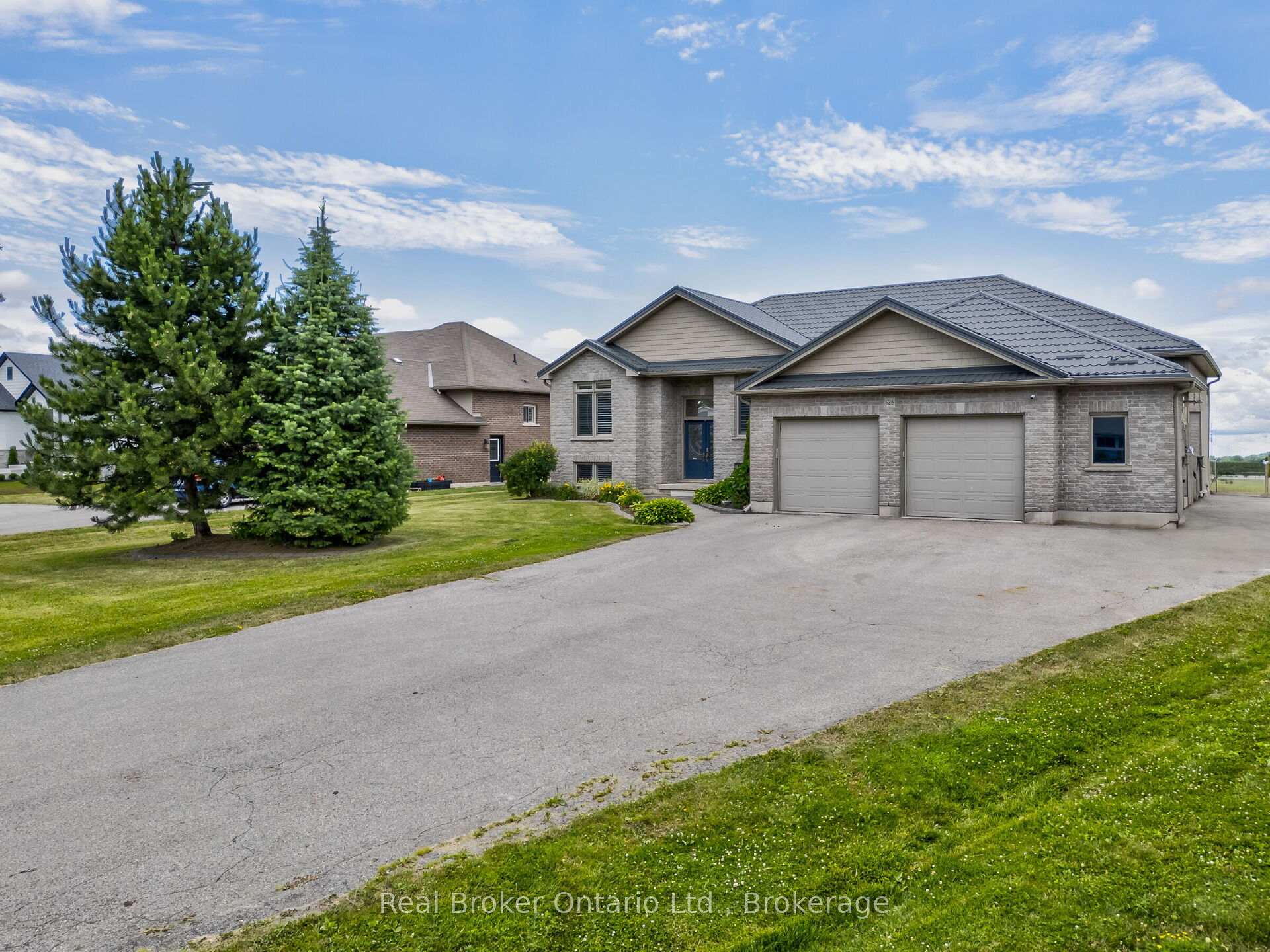 Photo 5 of 628 Mt. Pleasant Road, Brant, Brantford Twp — HOMEH