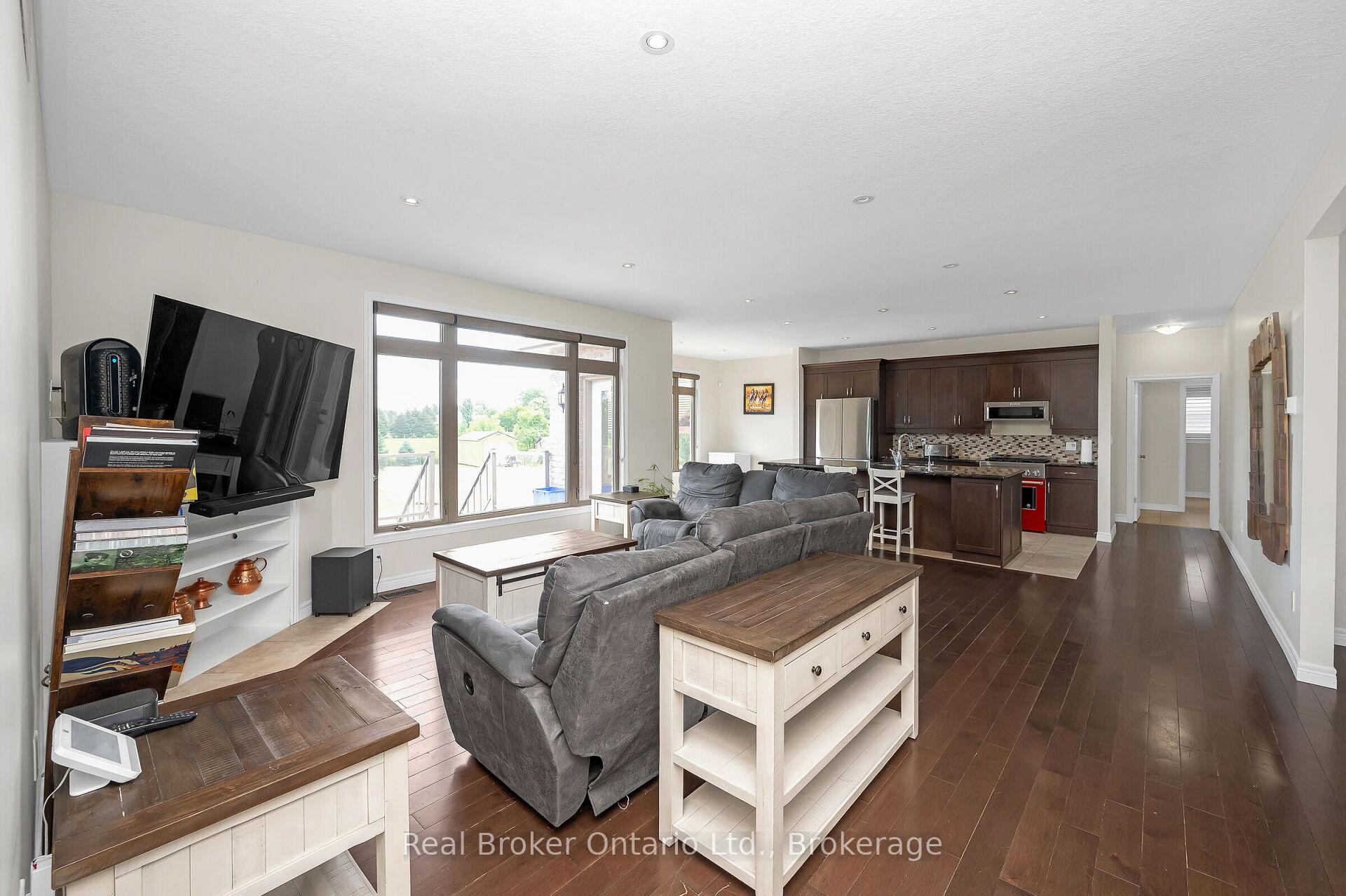 Photo 10 of 628 Mt. Pleasant Road, Brant, Brantford Twp — HOMEH