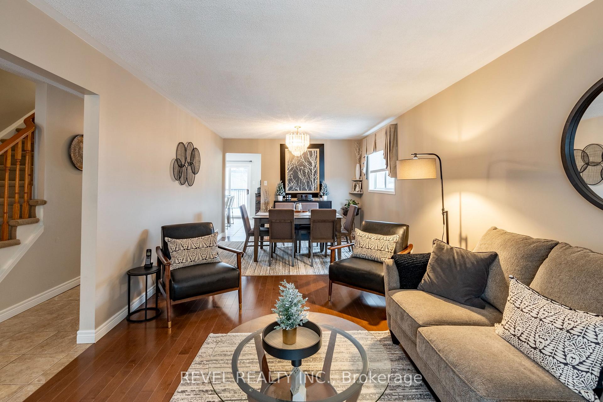 Photo 6 of 11 Celia Crescent, Guelph, Dovercliffe Park/Old University — HOMEH