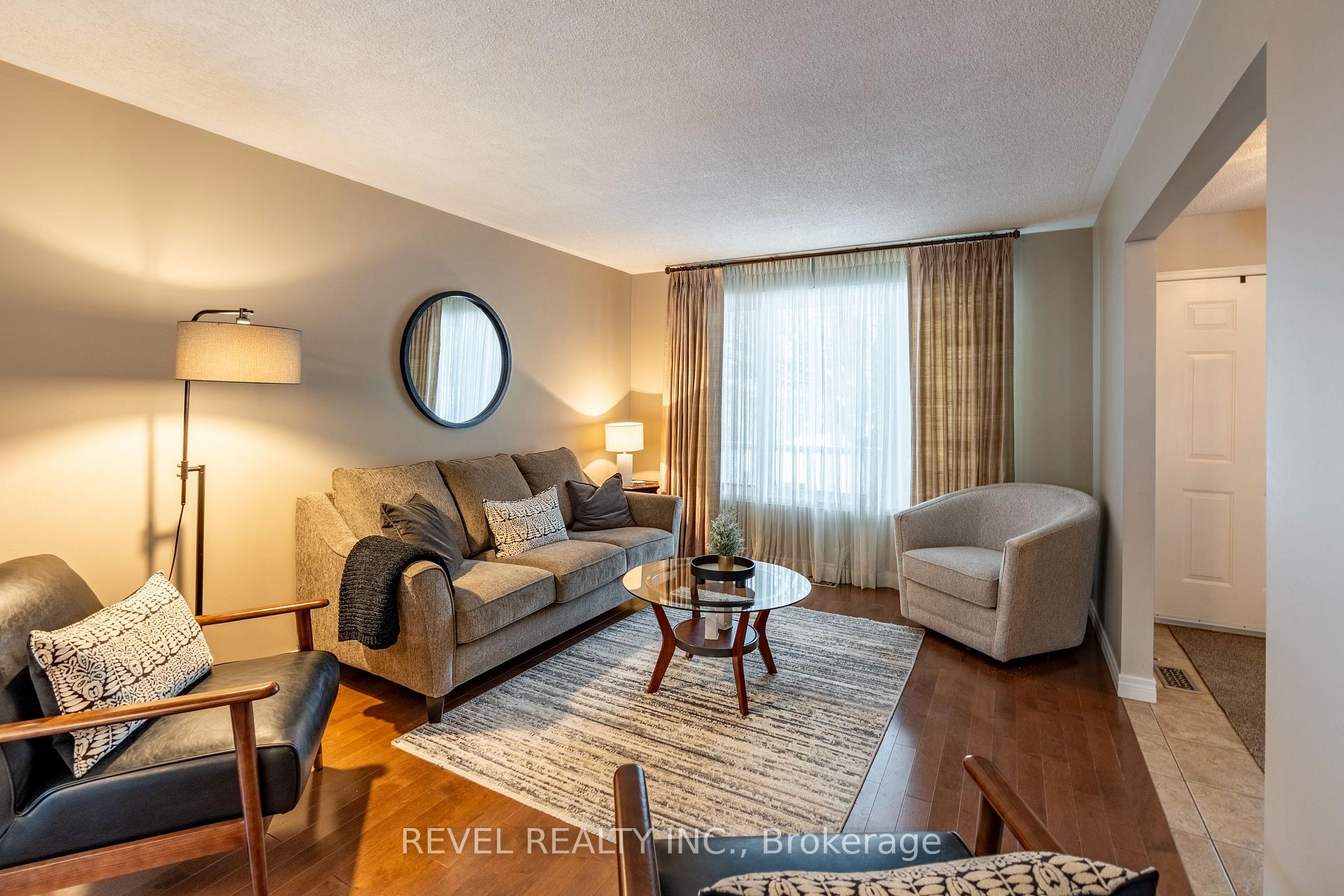 Photo 11 of 11 Celia Crescent, Guelph, Dovercliffe Park/Old University — HOMEH