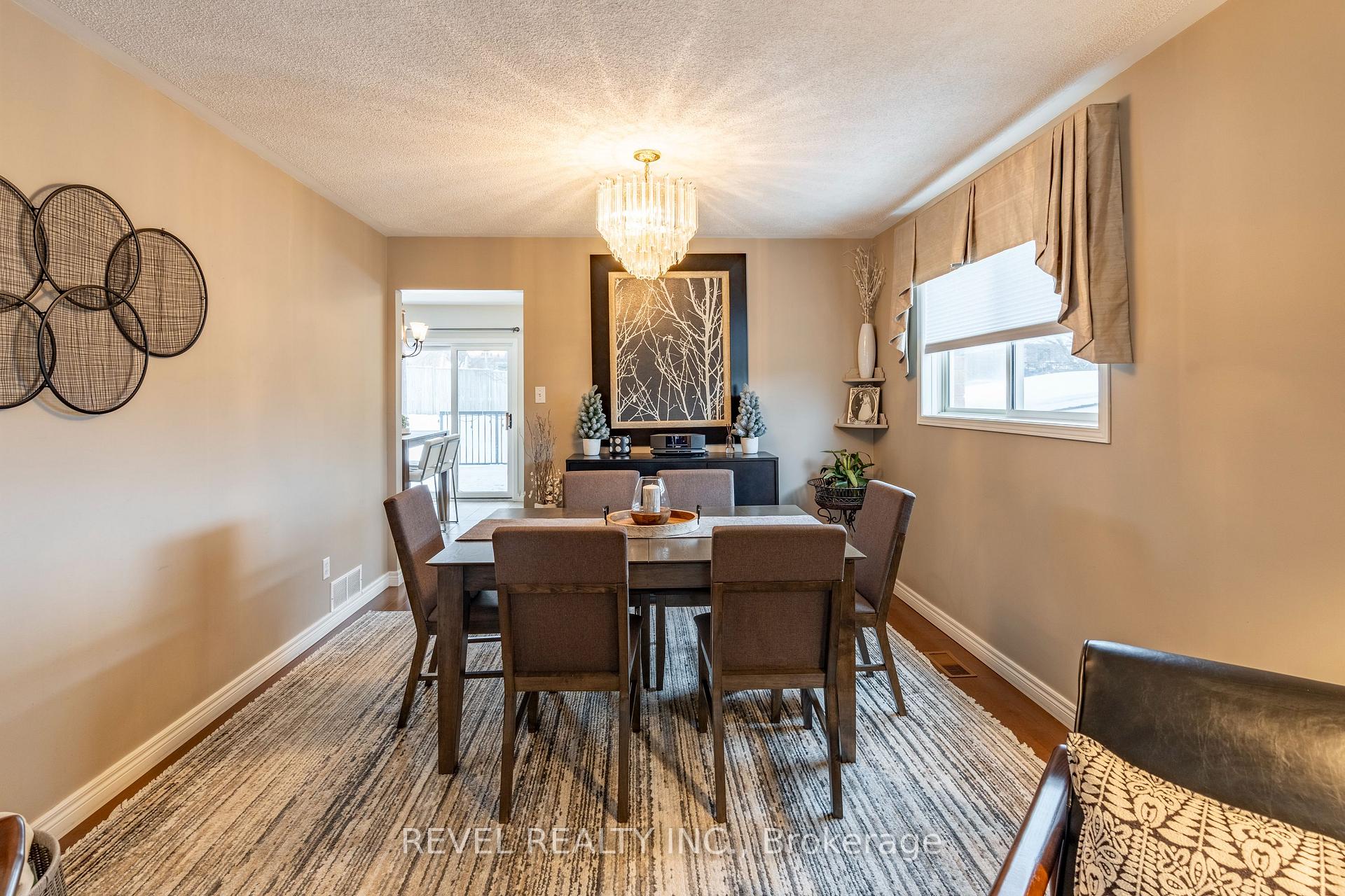 Photo 14 of 11 Celia Crescent, Guelph, Dovercliffe Park/Old University — HOMEH