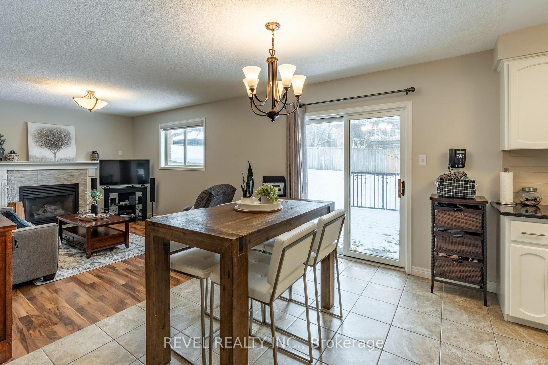 Photo 19 of 11 Celia Crescent, Guelph, Dovercliffe Park/Old University — HOMEH