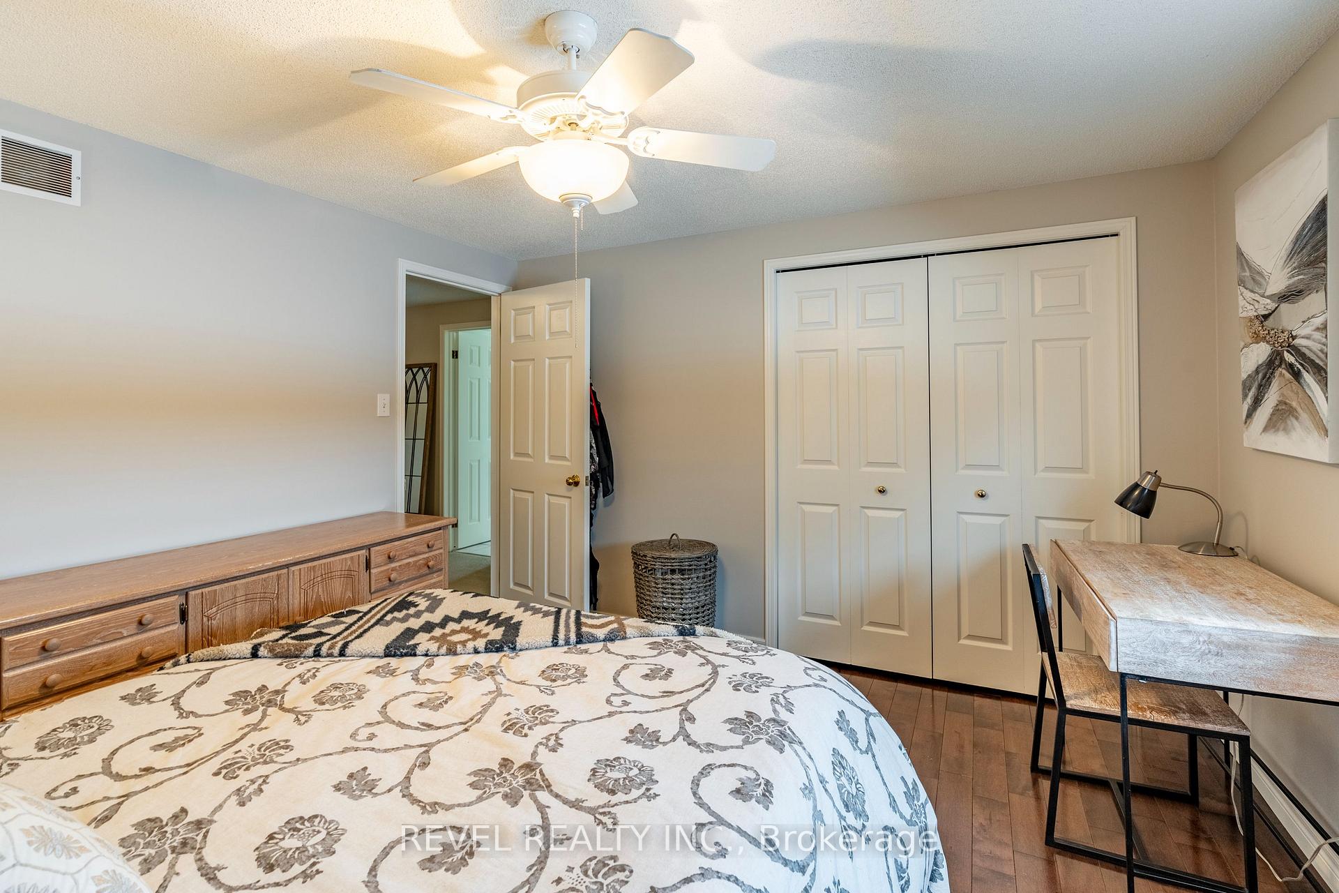 Photo 31 of 11 Celia Crescent, Guelph, Dovercliffe Park/Old University — HOMEH