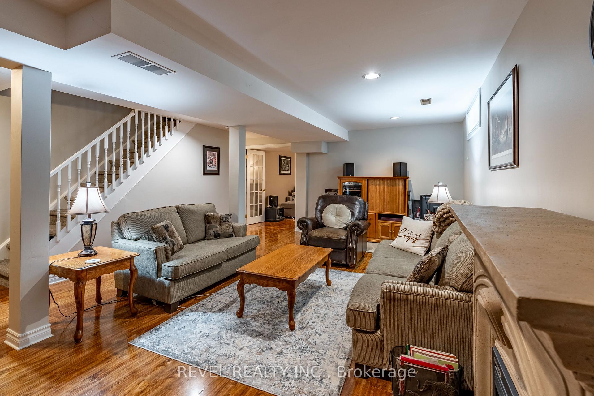 Photo 38 of 11 Celia Crescent, Guelph, Dovercliffe Park/Old University — HOMEH