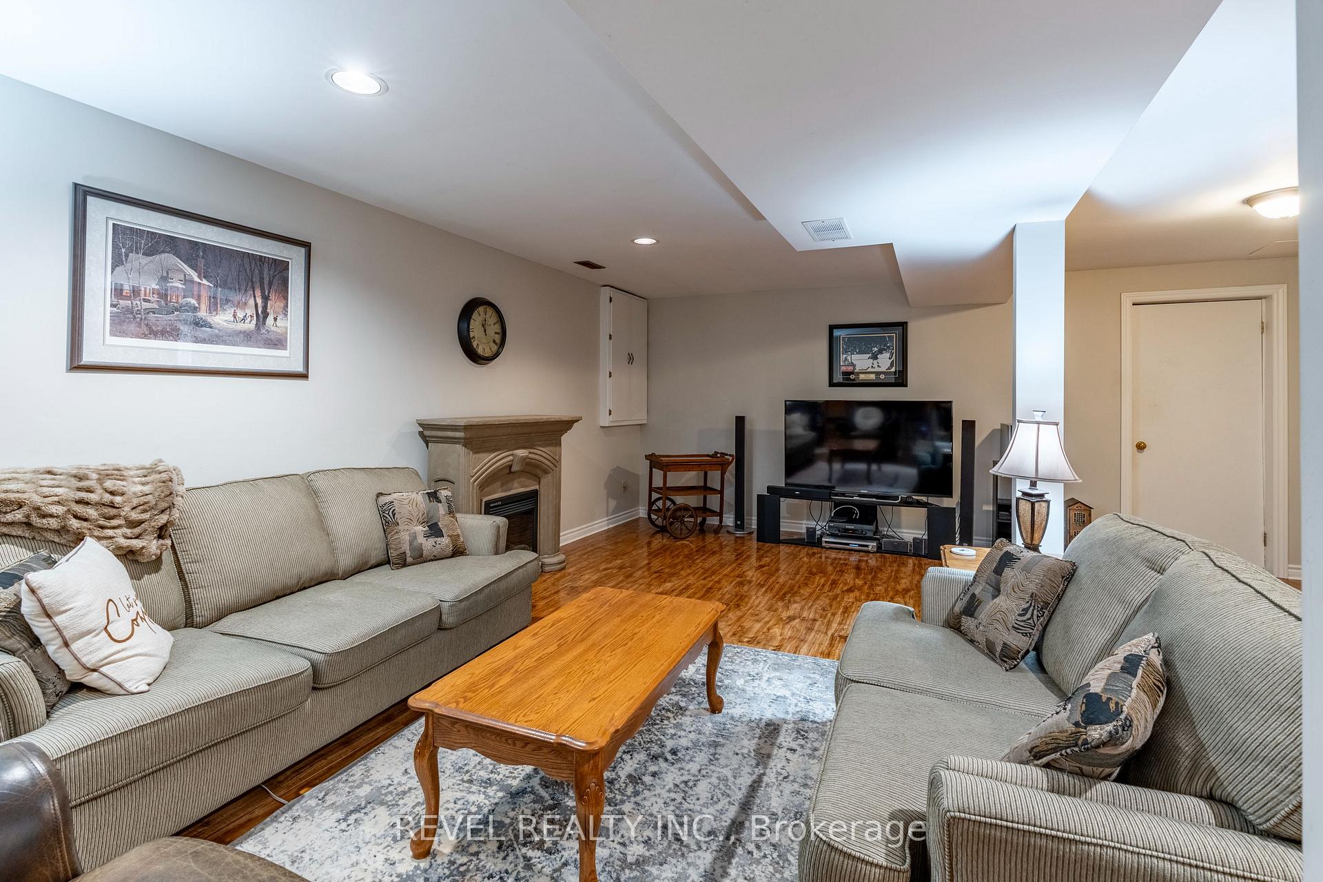 Photo 39 of 11 Celia Crescent, Guelph, Dovercliffe Park/Old University — HOMEH