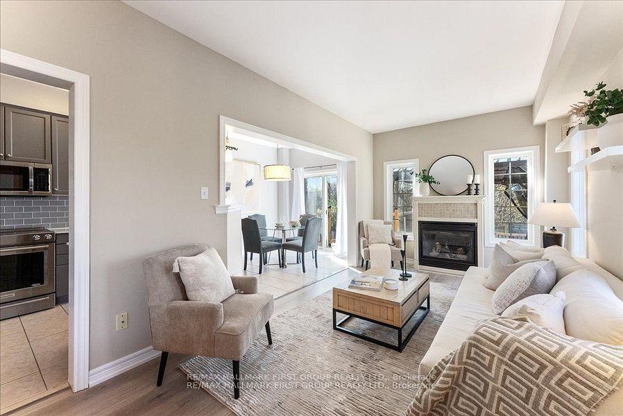 Photo 9 of 47 Hanna Drive, Clarington, Bowmanville — HOMEH