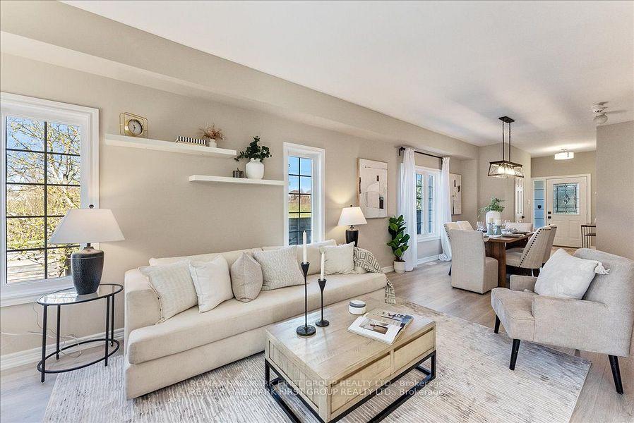 Photo 11 of 47 Hanna Drive, Clarington, Bowmanville — HOMEH