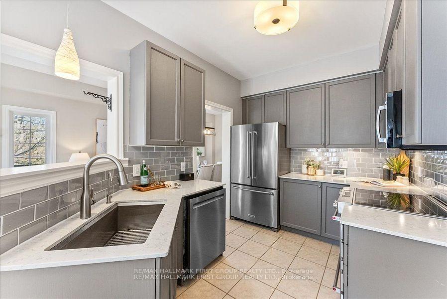Photo 14 of 47 Hanna Drive, Clarington, Bowmanville — HOMEH