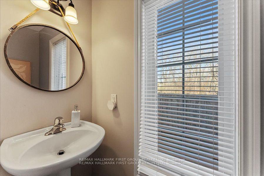 Photo 22 of 47 Hanna Drive, Clarington, Bowmanville — HOMEH