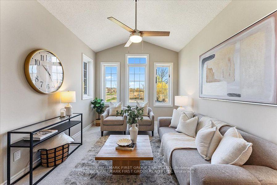 Photo 25 of 47 Hanna Drive, Clarington, Bowmanville — HOMEH