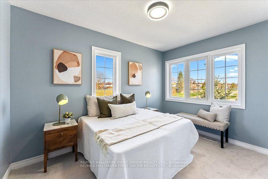 Photo 27 of 47 Hanna Drive, Clarington, Bowmanville — HOMEH