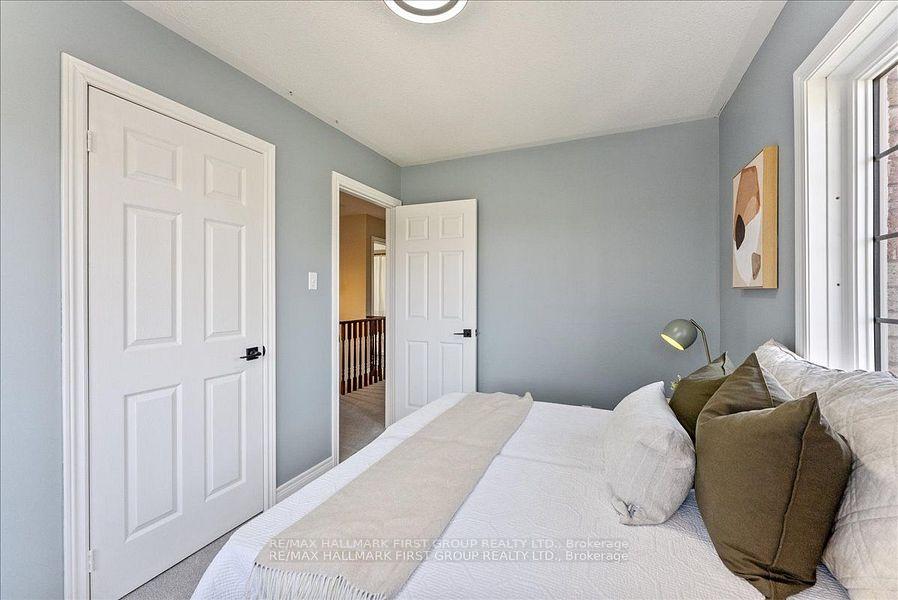 Photo 28 of 47 Hanna Drive, Clarington, Bowmanville — HOMEH