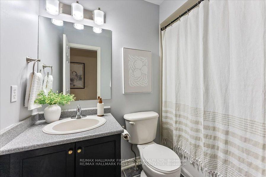 Photo 34 of 47 Hanna Drive, Clarington, Bowmanville — HOMEH