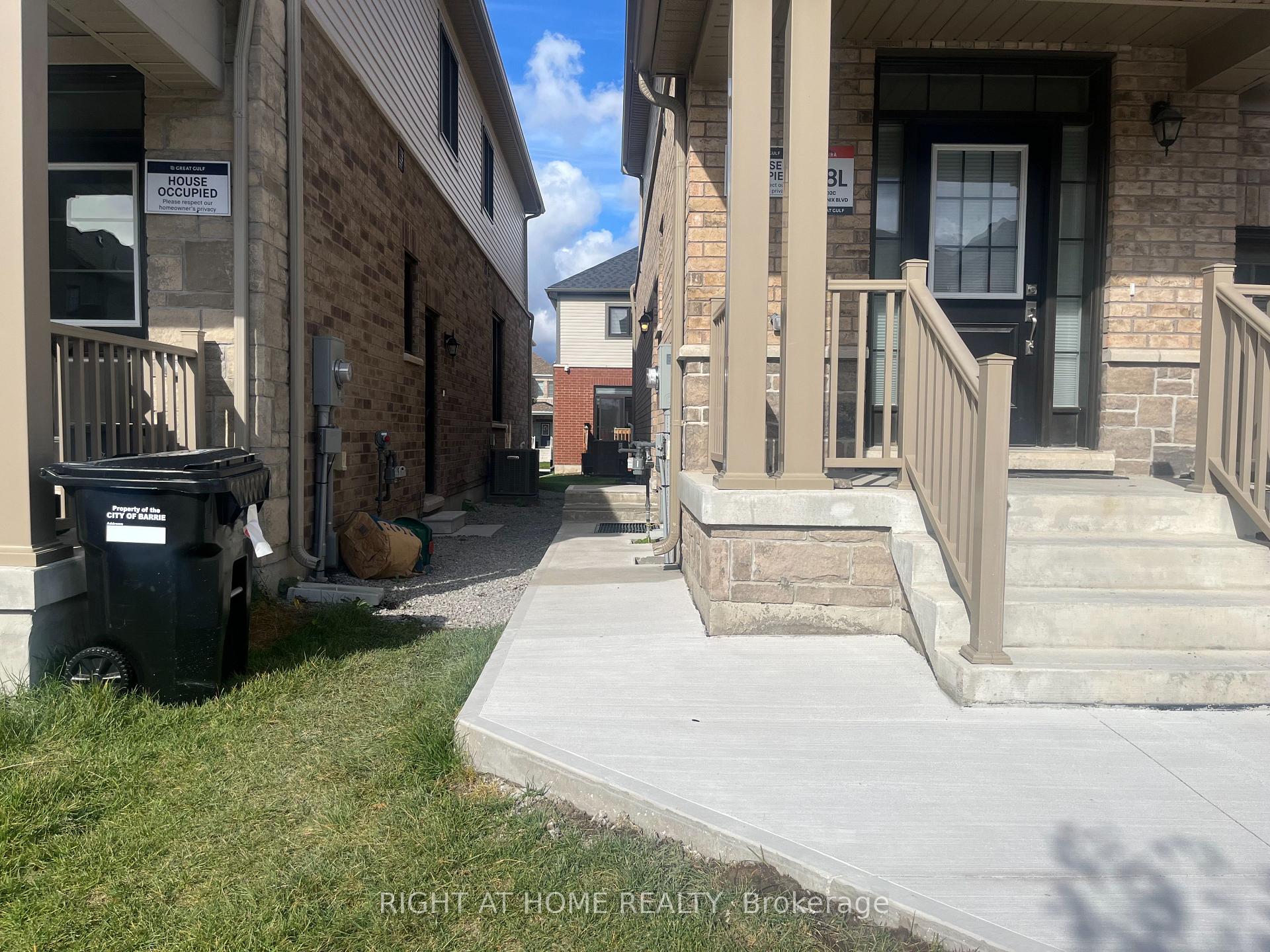 Photo 2 of 81 Phoenix Boulevard, Barrie, Rural Barrie Southeast — HOMEH