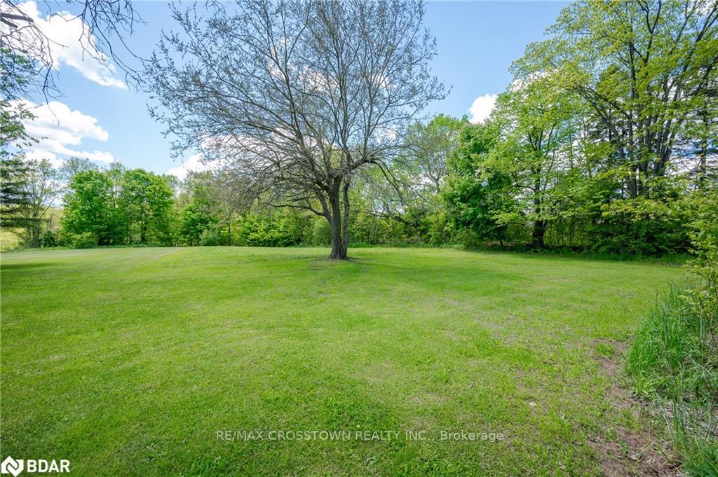 Photo 13 of 1893 Centre Road, Hamilton, Rural Flamborough — HOMEH