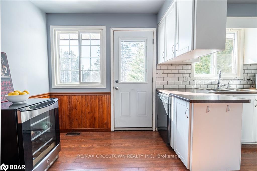 Photo 25 of 1893 Centre Road, Hamilton, Rural Flamborough — HOMEH