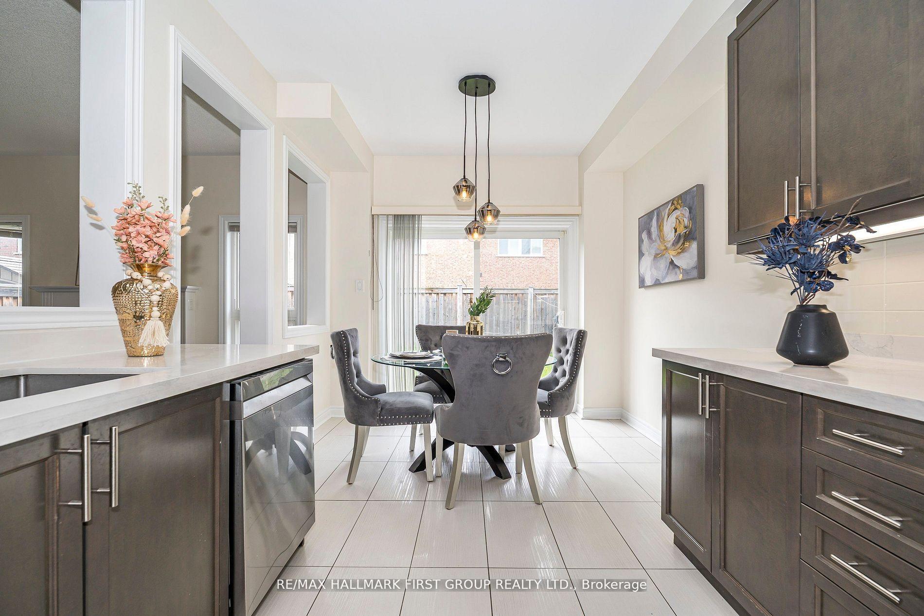 Photo 5 of 52 Snowling Drive, Ajax, Northeast Ajax — HOMEH