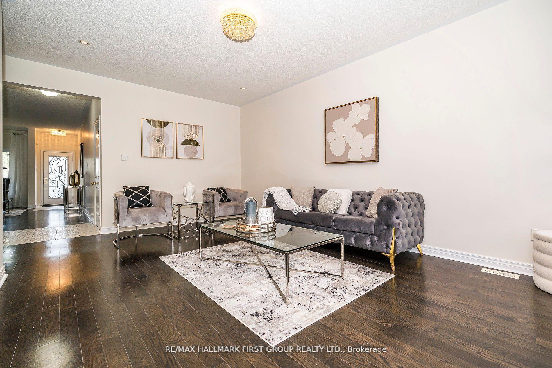 Photo 14 of 52 Snowling Drive, Ajax, Northeast Ajax — HOMEH