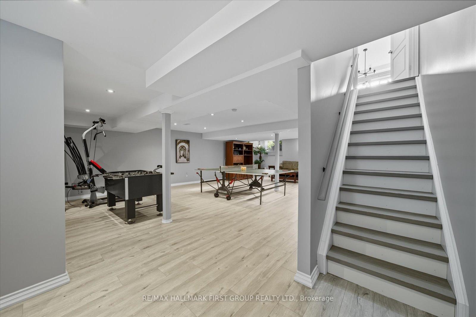 Photo 32 of 73 Hoile Drive, Ajax, South East — HOMEH