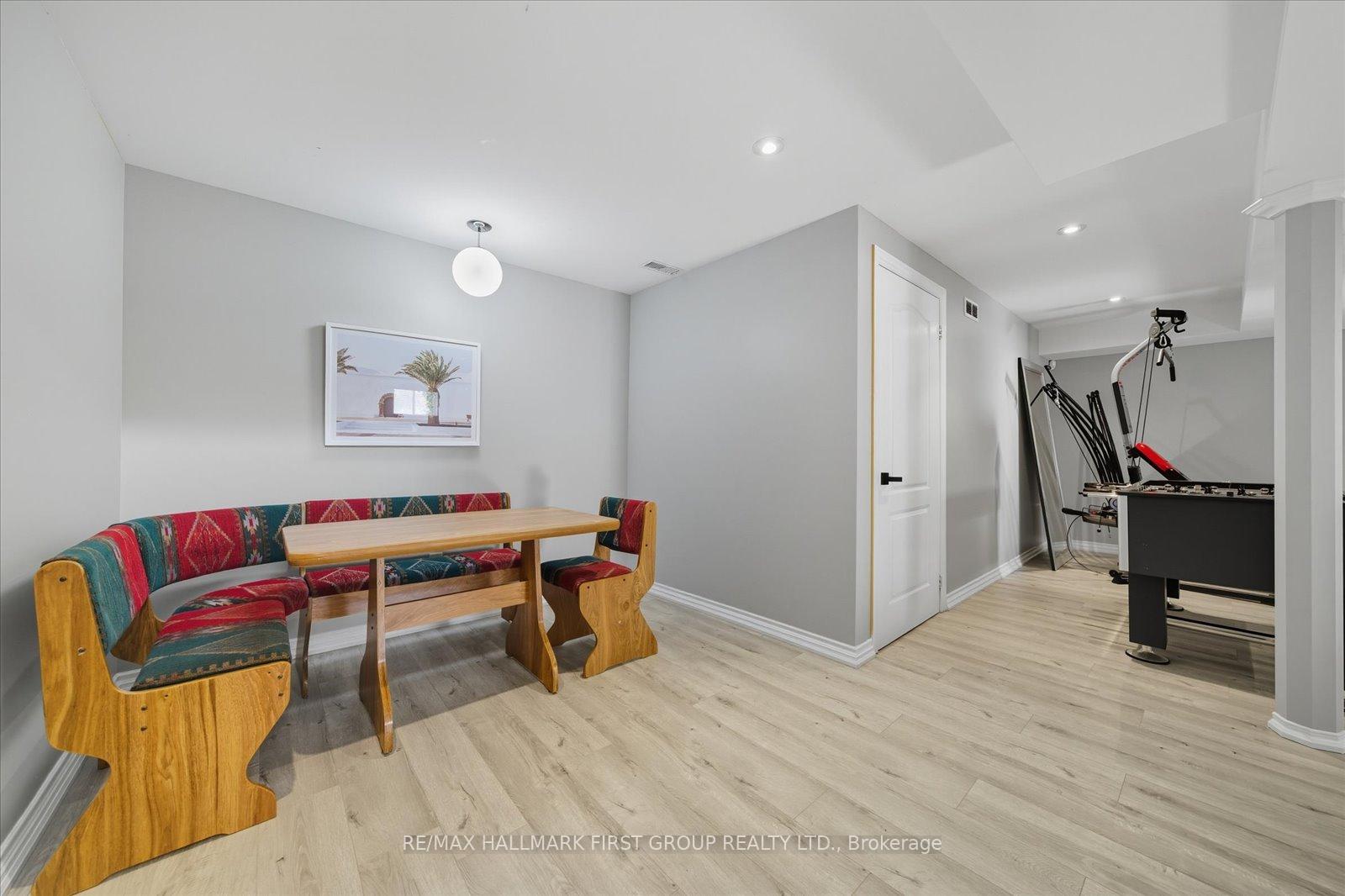 Photo 37 of 73 Hoile Drive, Ajax, South East — HOMEH