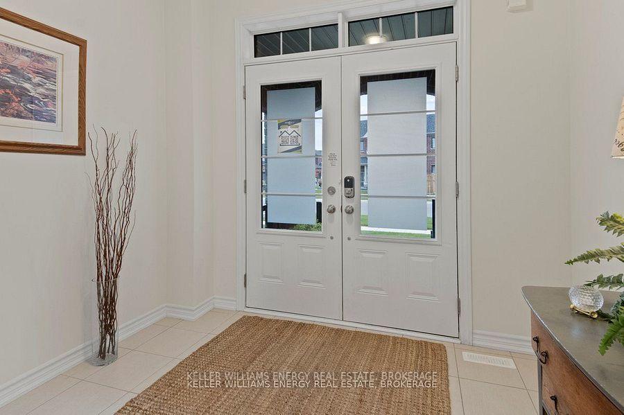 Photo 6 of 160 Rosswell Drive, Clarington, Courtice — HOMEH