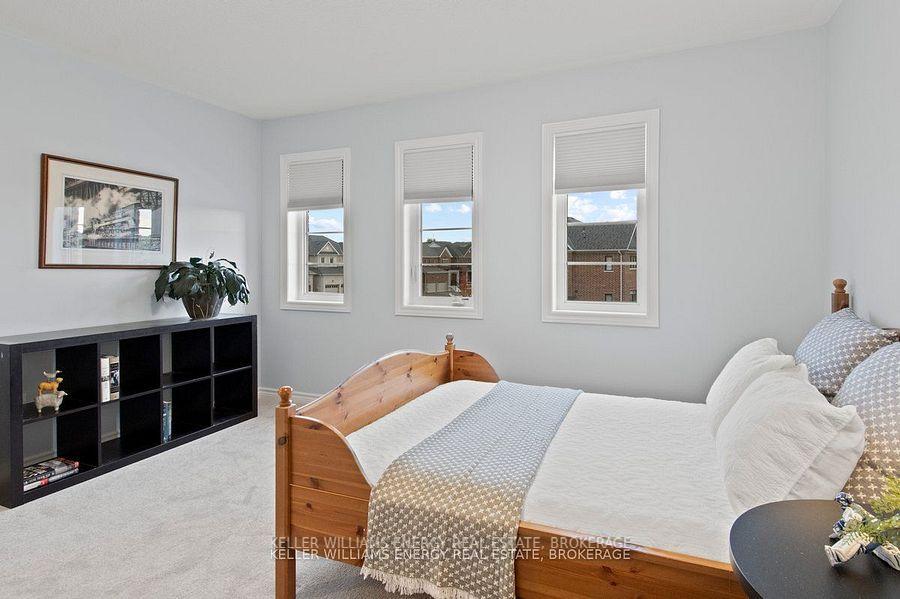 Photo 16 of 160 Rosswell Drive, Clarington, Courtice — HOMEH