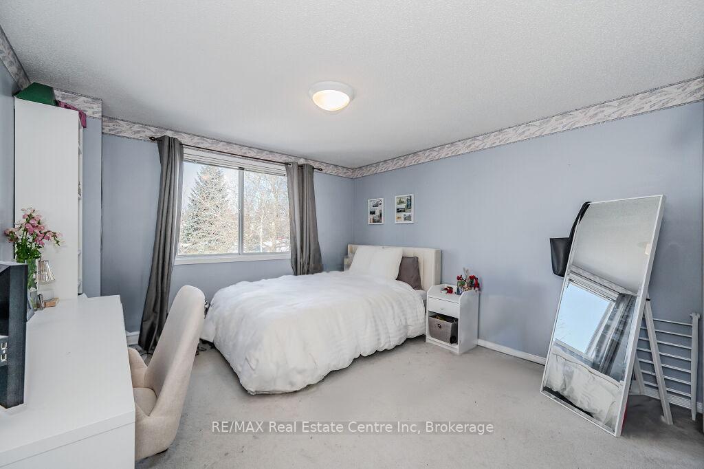 Photo 6 of 23 Sidney Crescent, Guelph, Kortright West — HOMEH