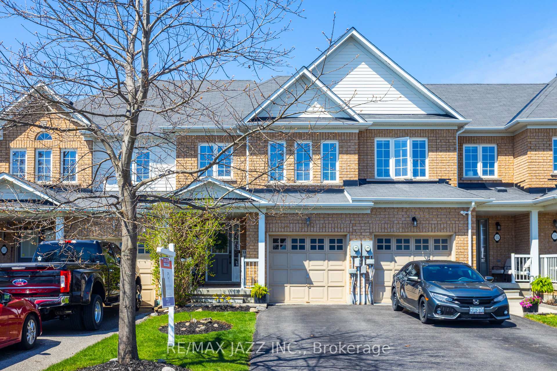 Photo 1 of 102 Bathgate Crescent, Clarington, Courtice — HOMEH