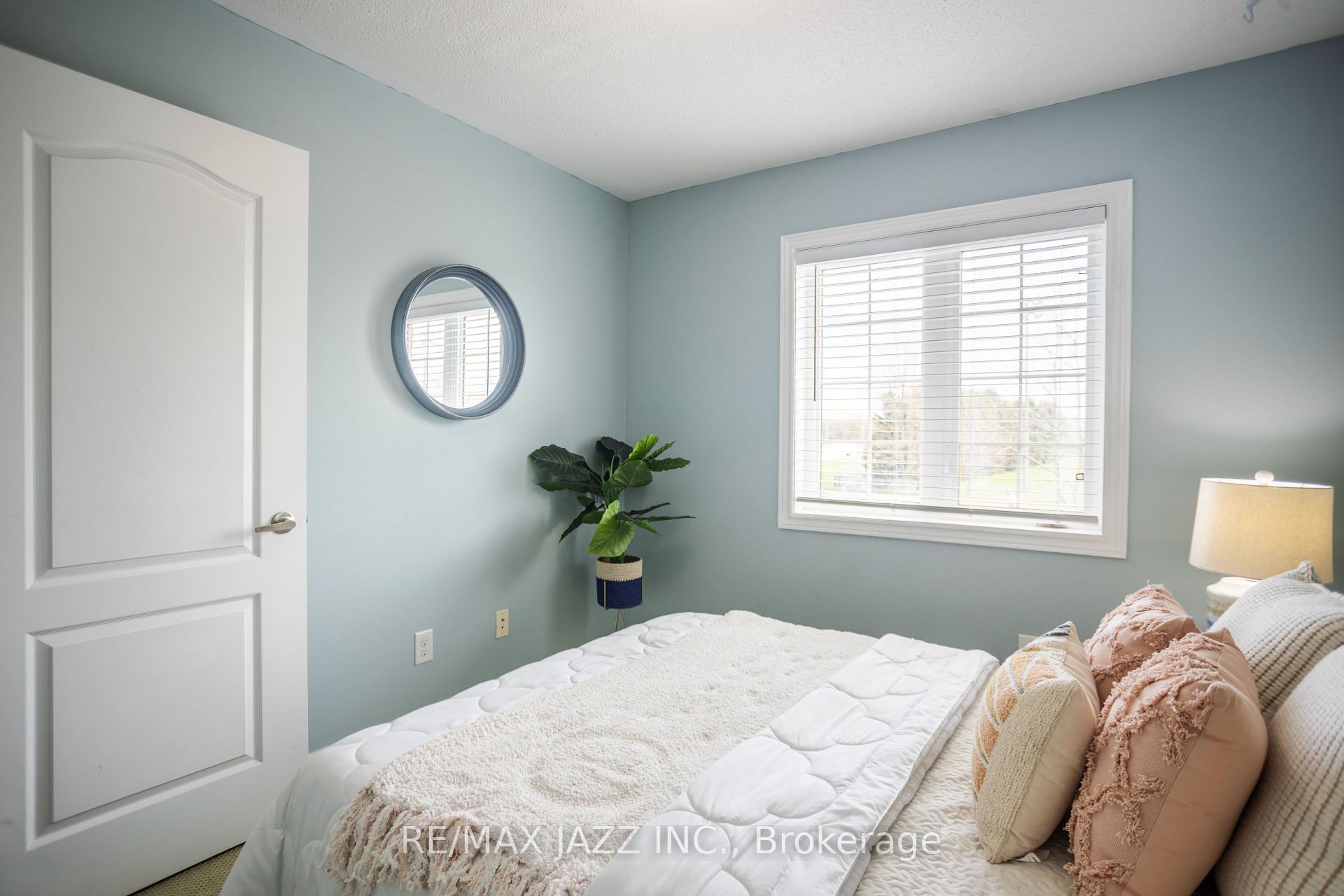 Photo 36 of 102 Bathgate Crescent, Clarington, Courtice — HOMEH