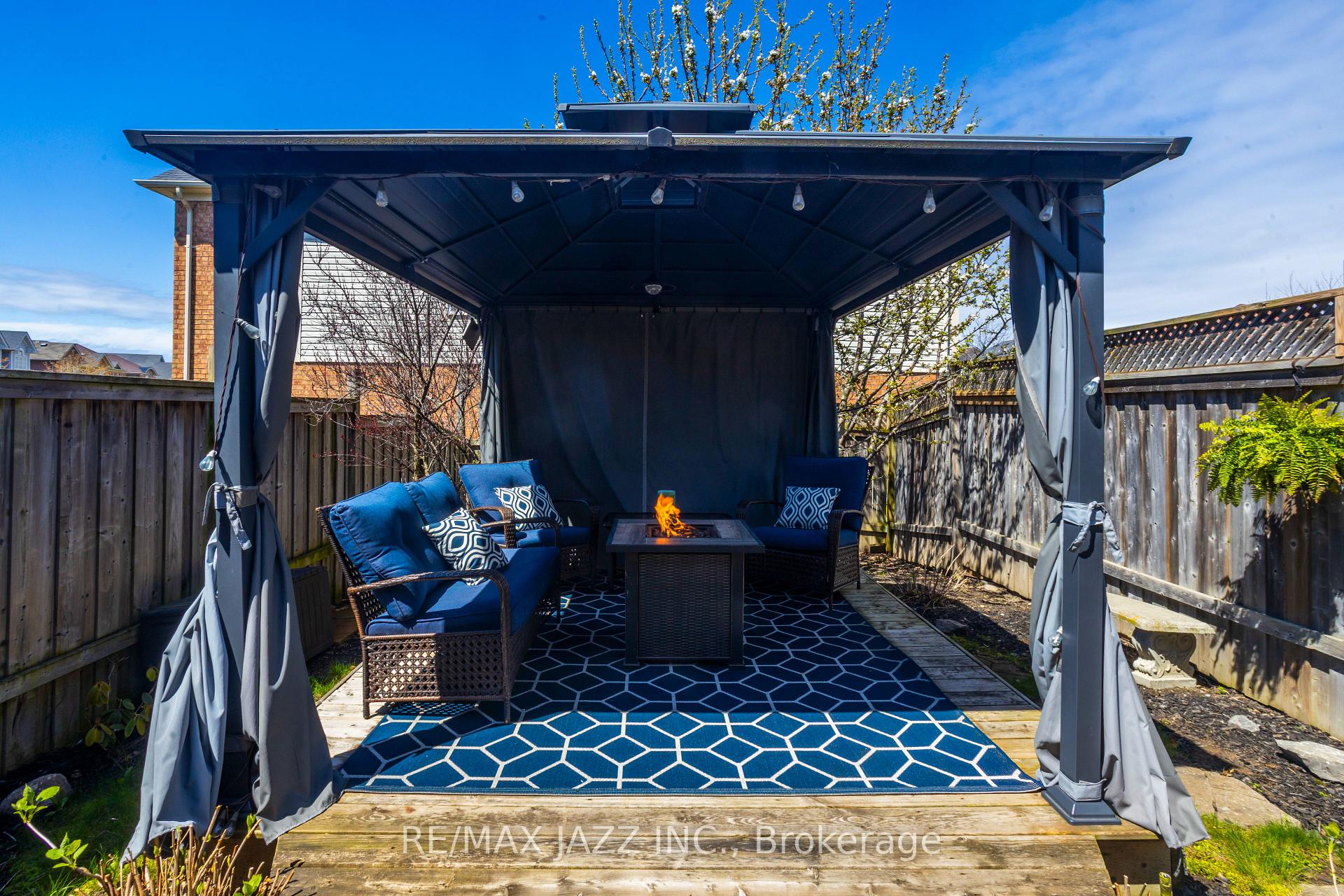 Photo 47 of 102 Bathgate Crescent, Clarington, Courtice — HOMEH