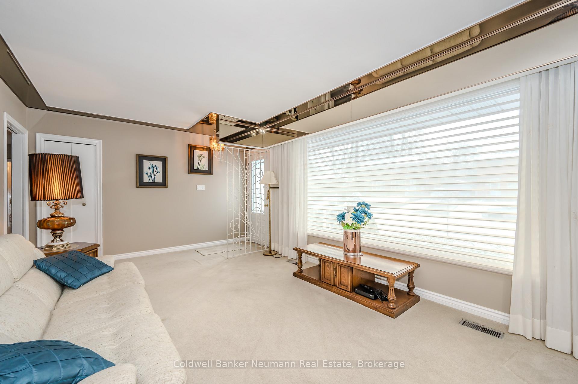Photo 5 of 104 Dumbarton Street, Guelph, Riverside Park — HOMEH