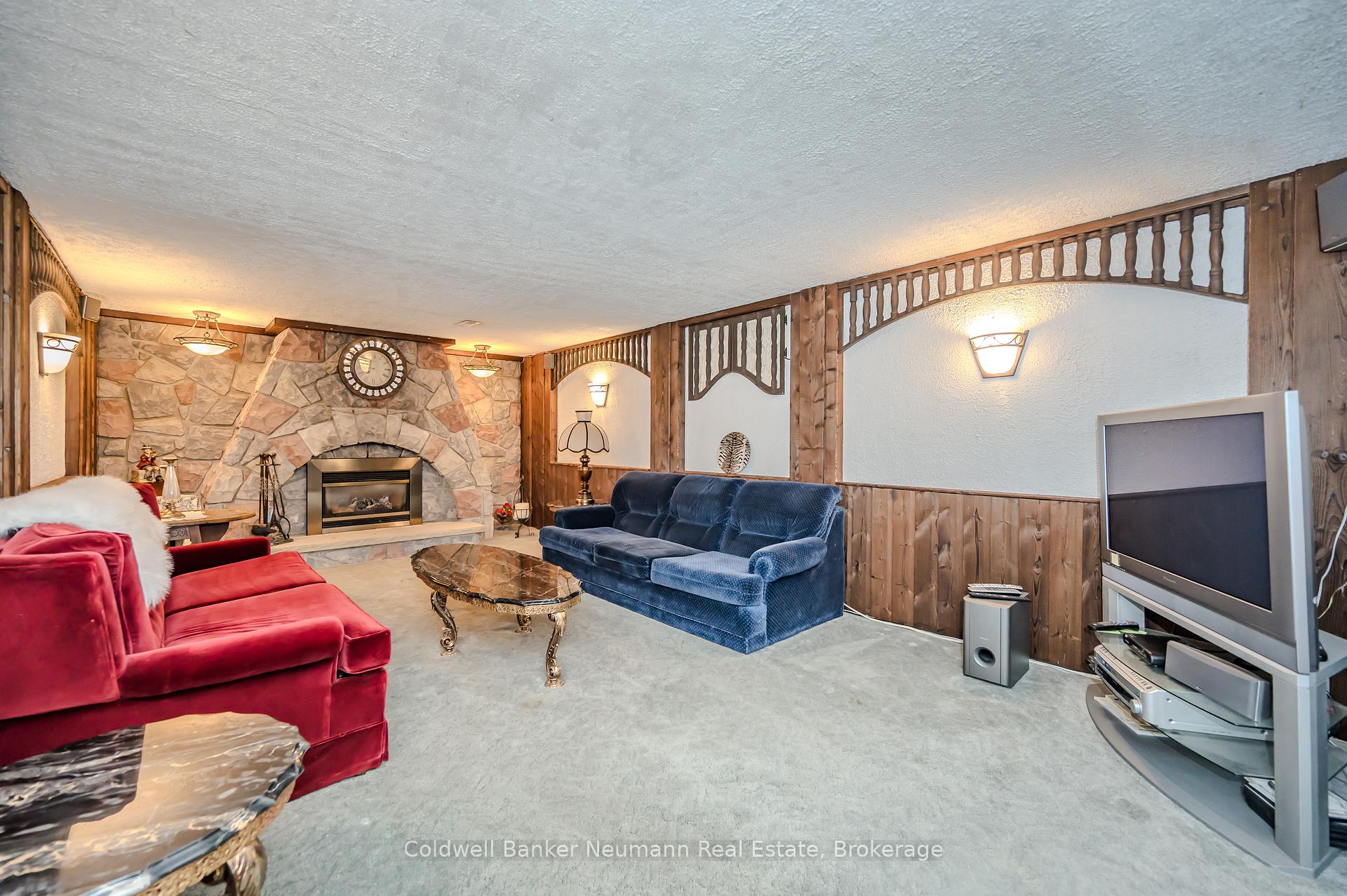 Photo 20 of 104 Dumbarton Street, Guelph, Riverside Park — HOMEH
