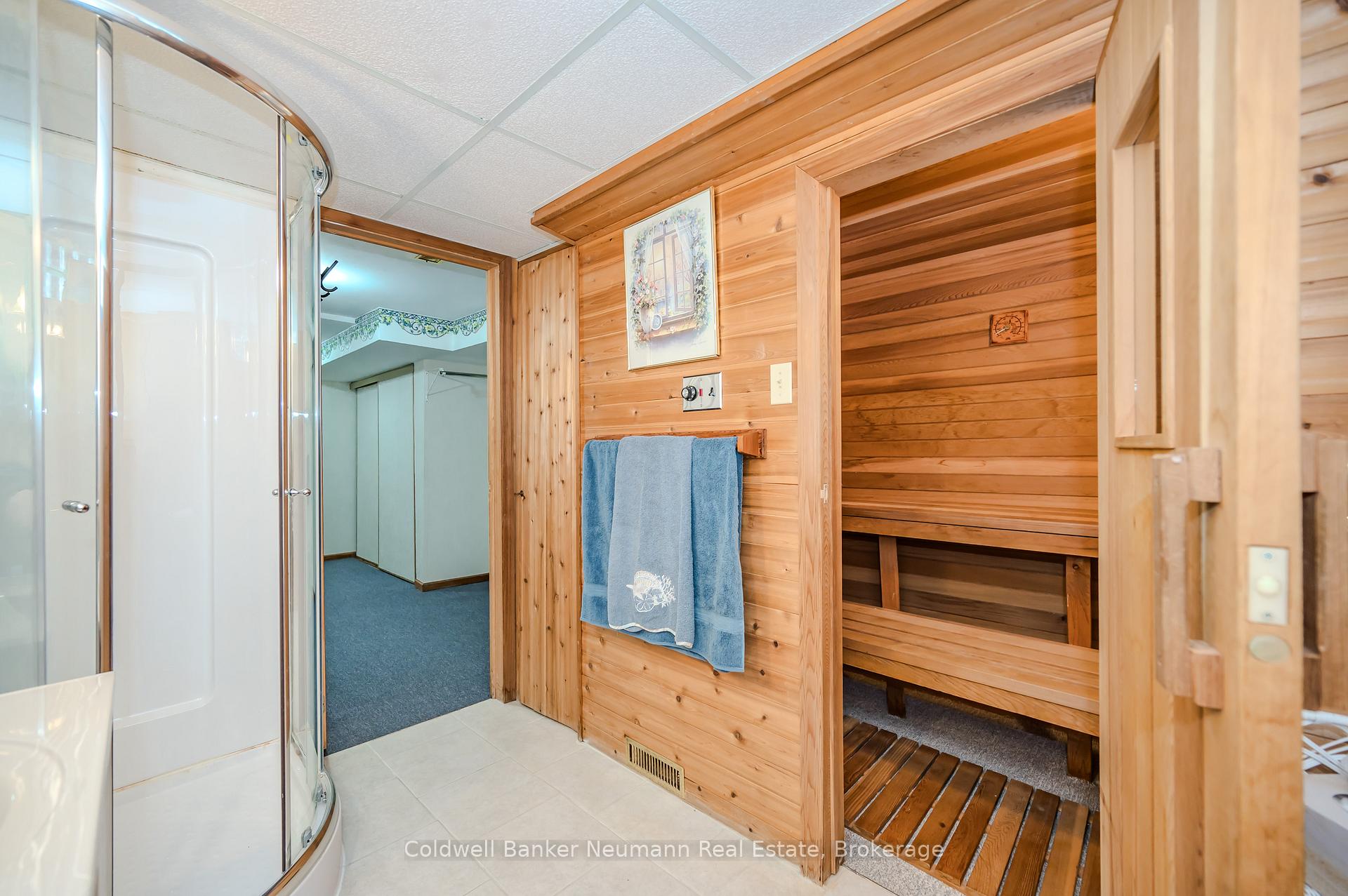 Photo 25 of 104 Dumbarton Street, Guelph, Riverside Park — HOMEH