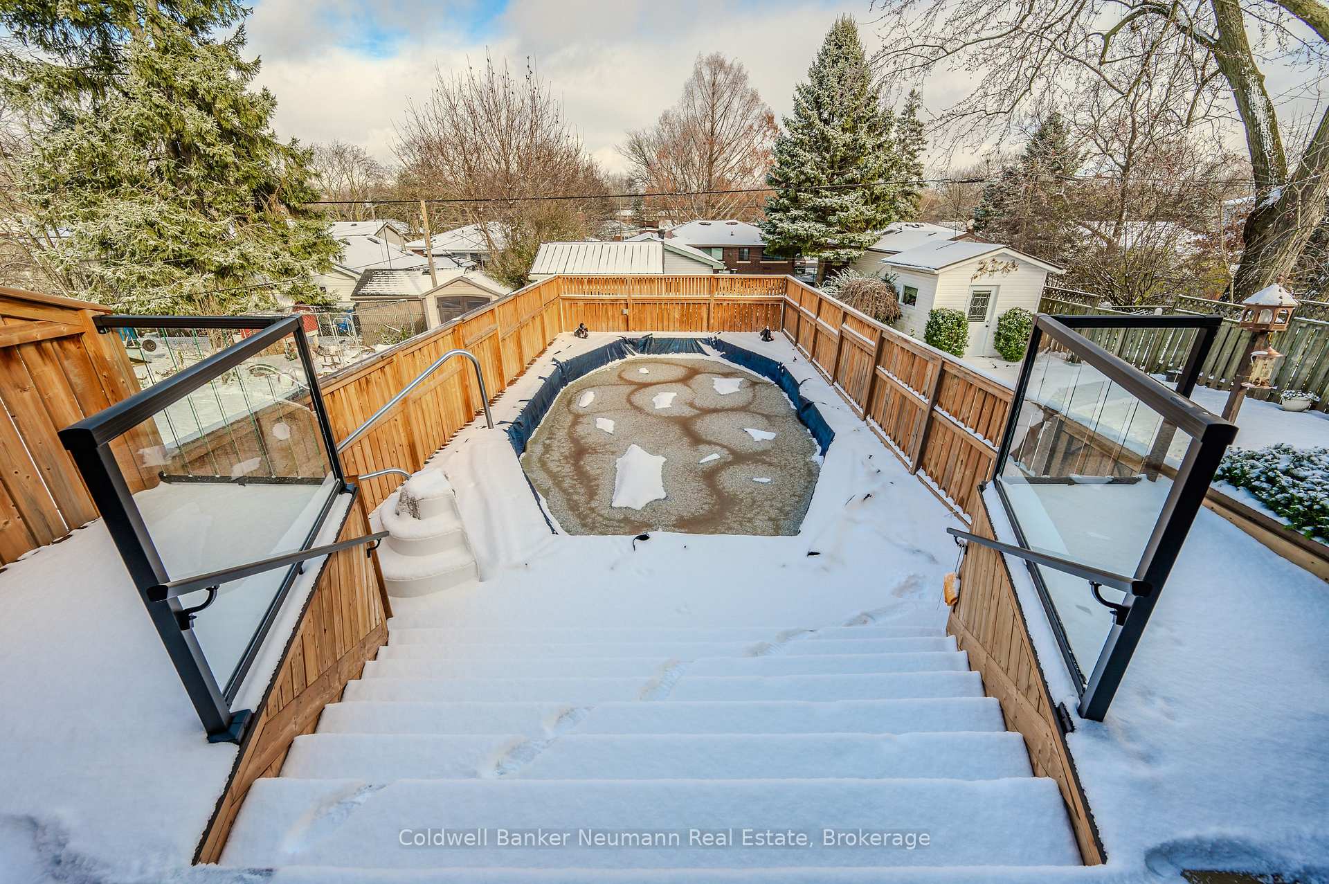 Photo 29 of 104 Dumbarton Street, Guelph, Riverside Park — HOMEH