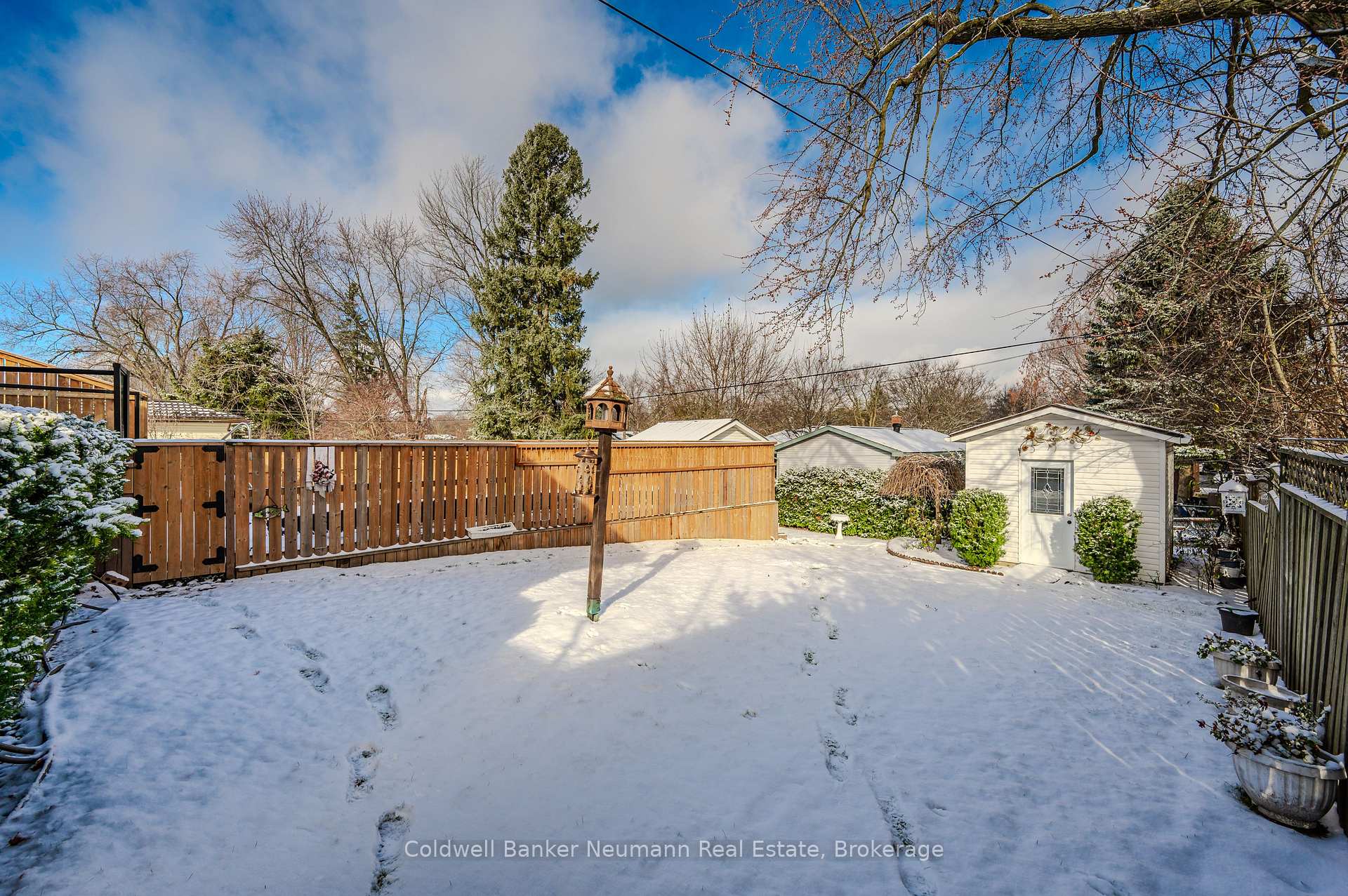 Photo 33 of 104 Dumbarton Street, Guelph, Riverside Park — HOMEH