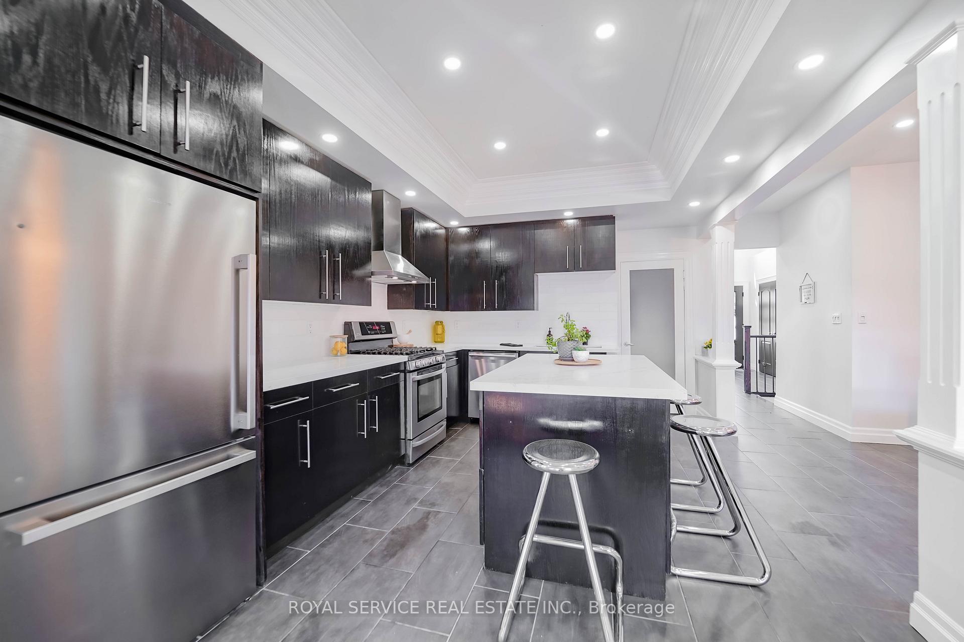 Photo 14 of 65 Weldrick Crescent, Clarington, Bowmanville — HOMEH