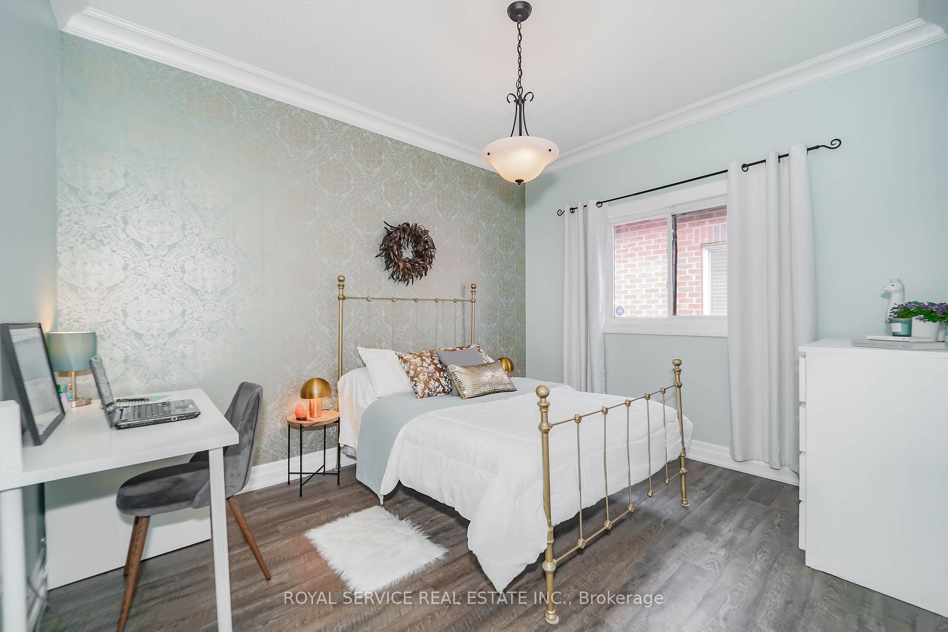 Photo 15 of 65 Weldrick Crescent, Clarington, Bowmanville — HOMEH