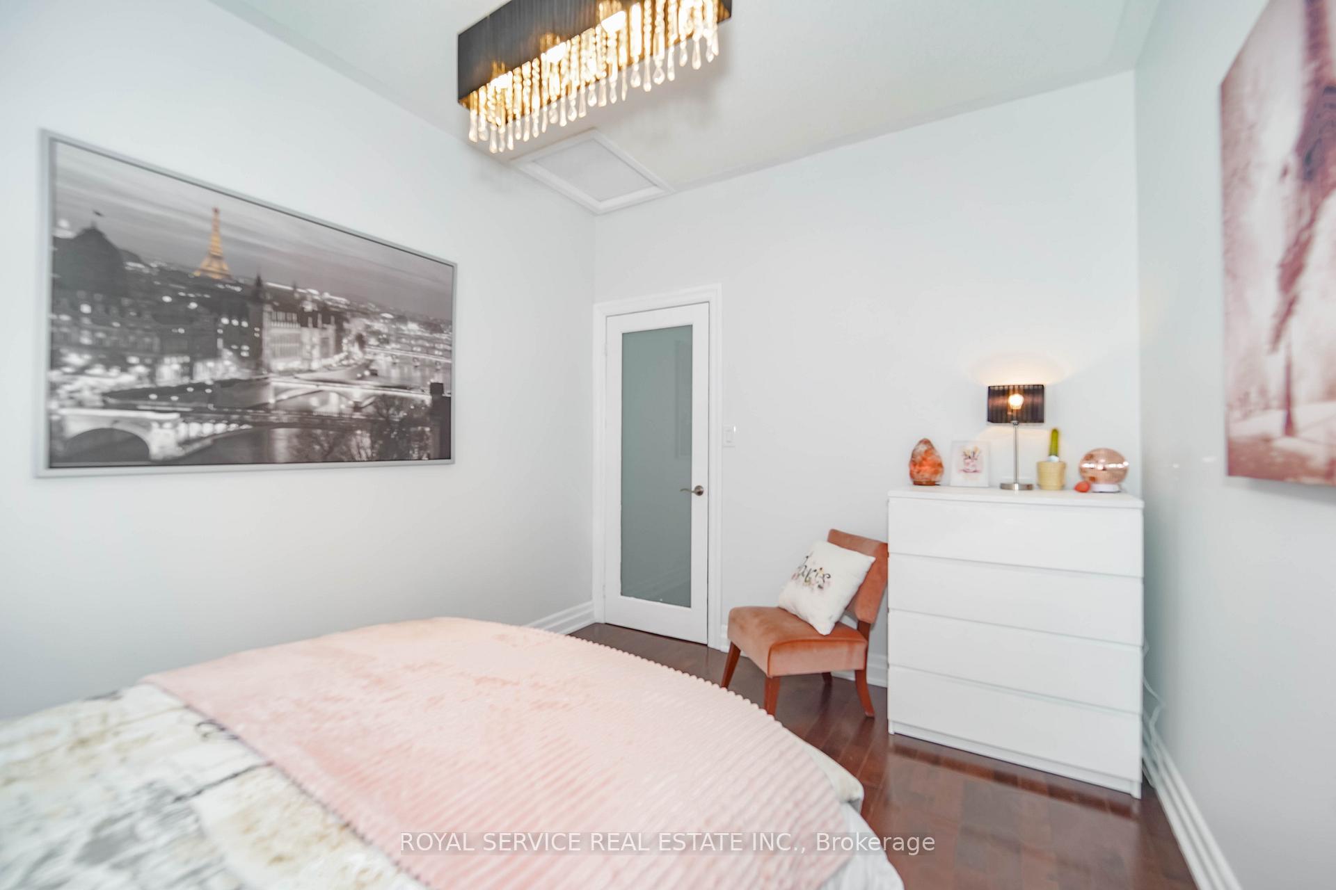 Photo 19 of 65 Weldrick Crescent, Clarington, Bowmanville — HOMEH