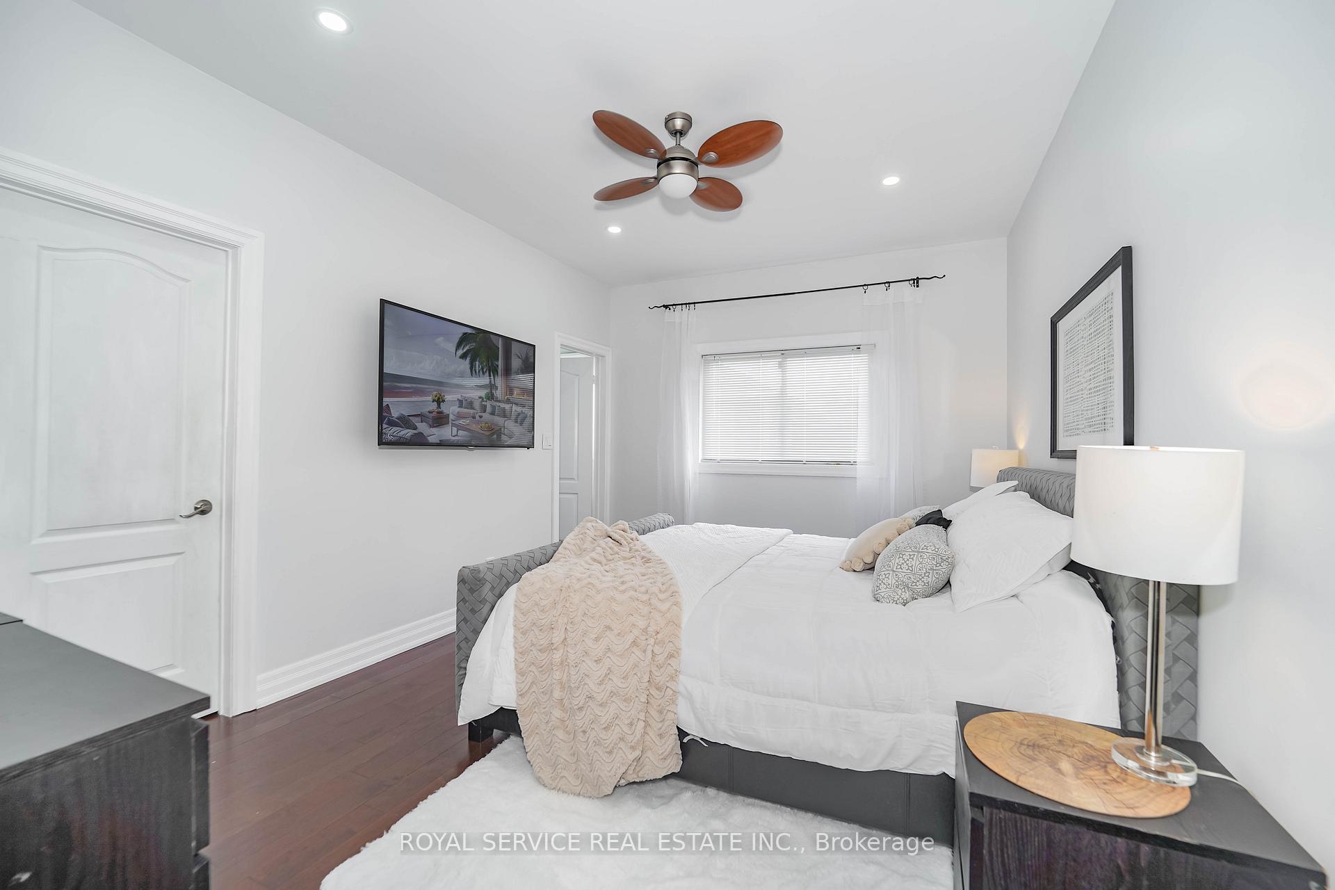 Photo 20 of 65 Weldrick Crescent, Clarington, Bowmanville — HOMEH