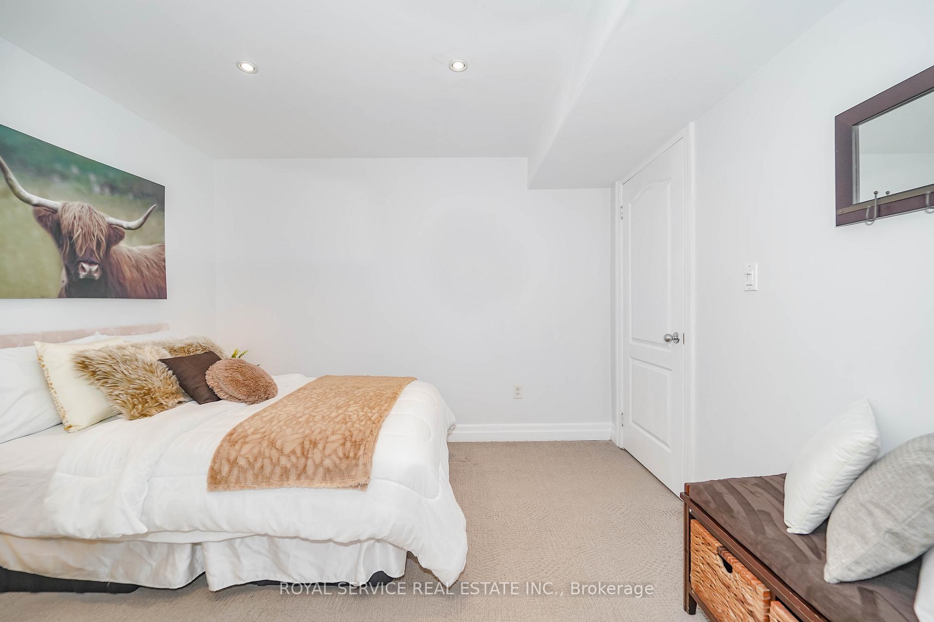 Photo 37 of 65 Weldrick Crescent, Clarington, Bowmanville — HOMEH
