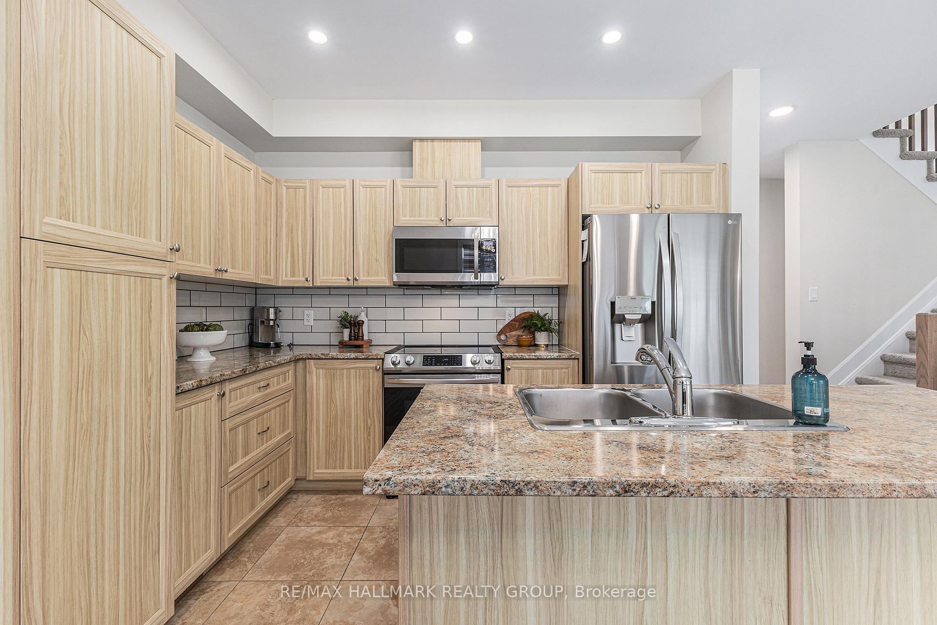 Photo 8 of 91 Robertson Lane, Carleton Place — HOMEH