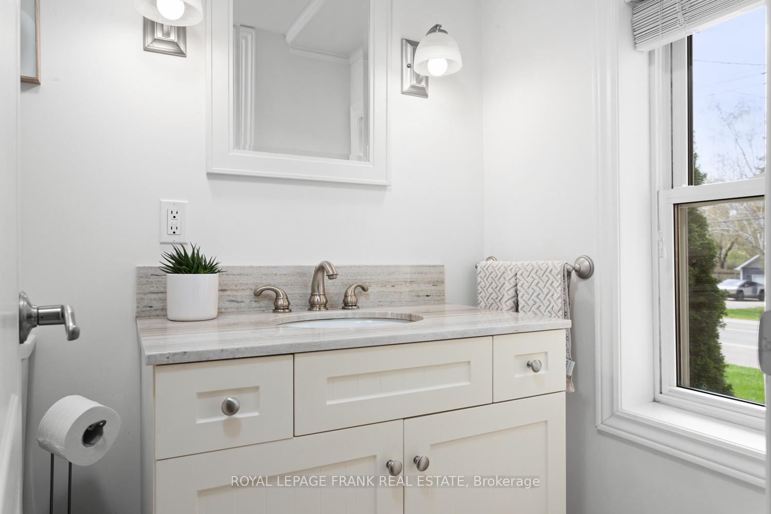Photo 20 of 2035 Newtonville Road, Clarington, Rural Clarington — HOMEH