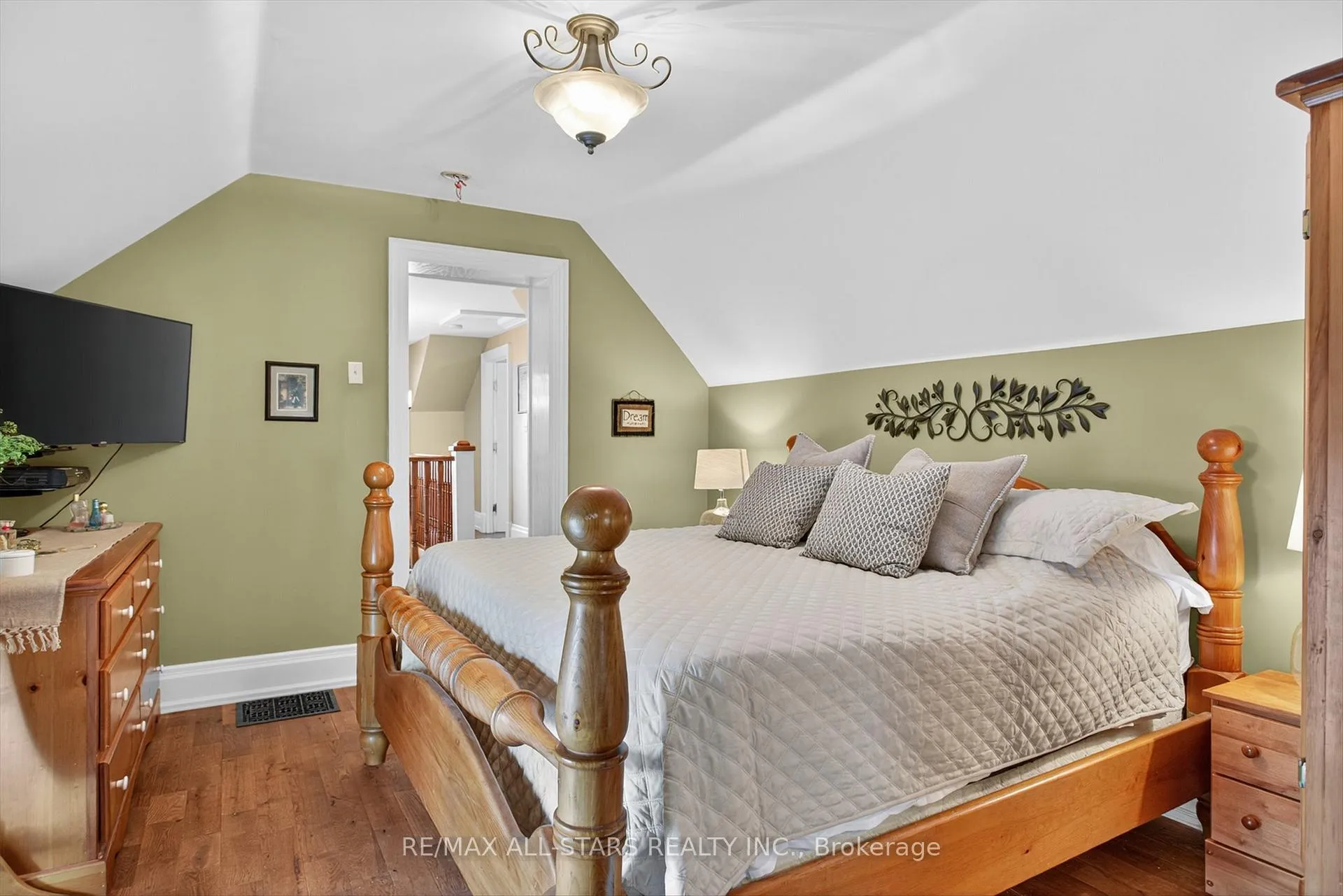 Photo 33 of 60 River Street, Brock, Sunderland — HOMEH