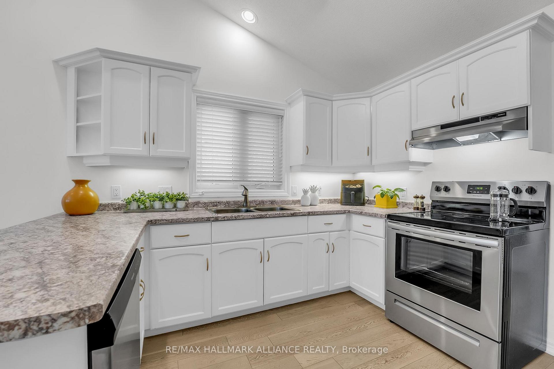 Photo 8 of 64 Basswood Drive, Guelph, Village By The Arboretum — HOMEH