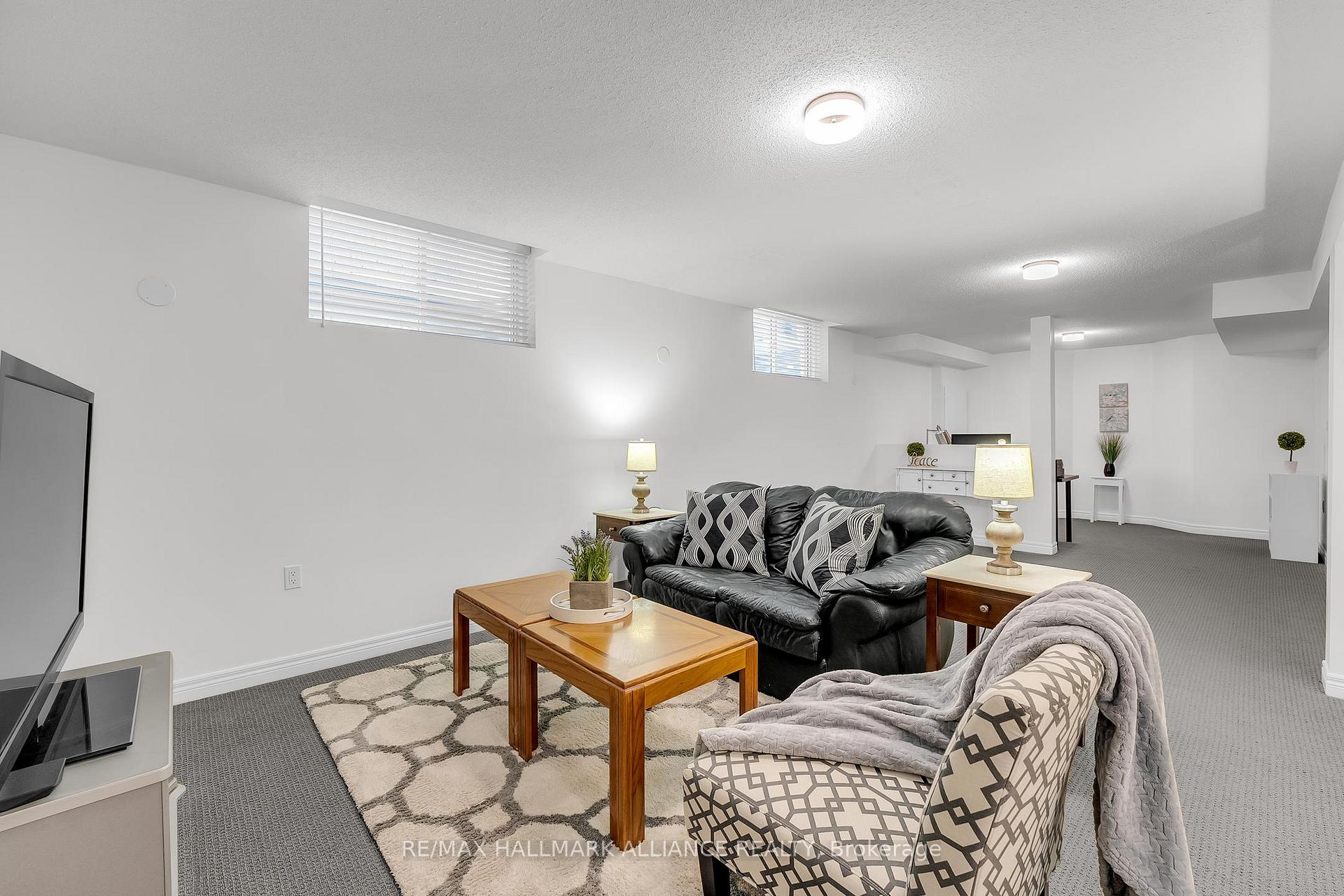 Photo 26 of 64 Basswood Drive, Guelph, Village By The Arboretum — HOMEH
