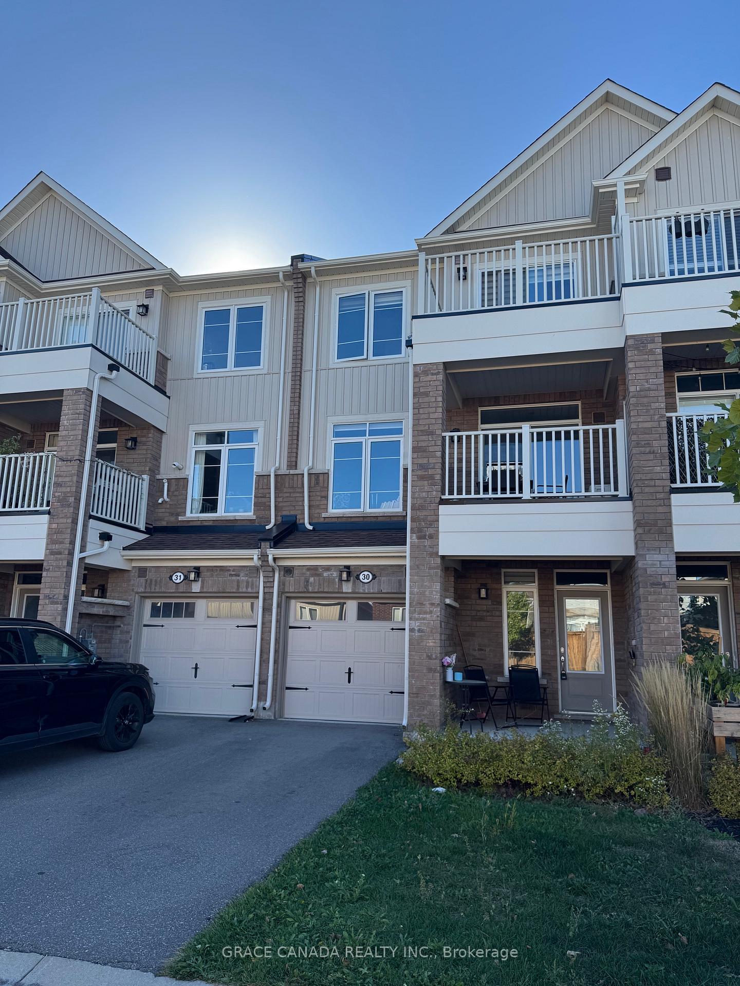 Front of Unit 30, 113 Hartley Avenue